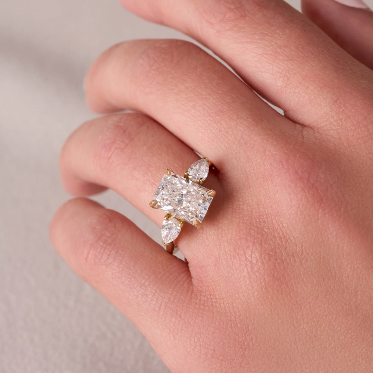 Ways to Spot Fake Diamonds