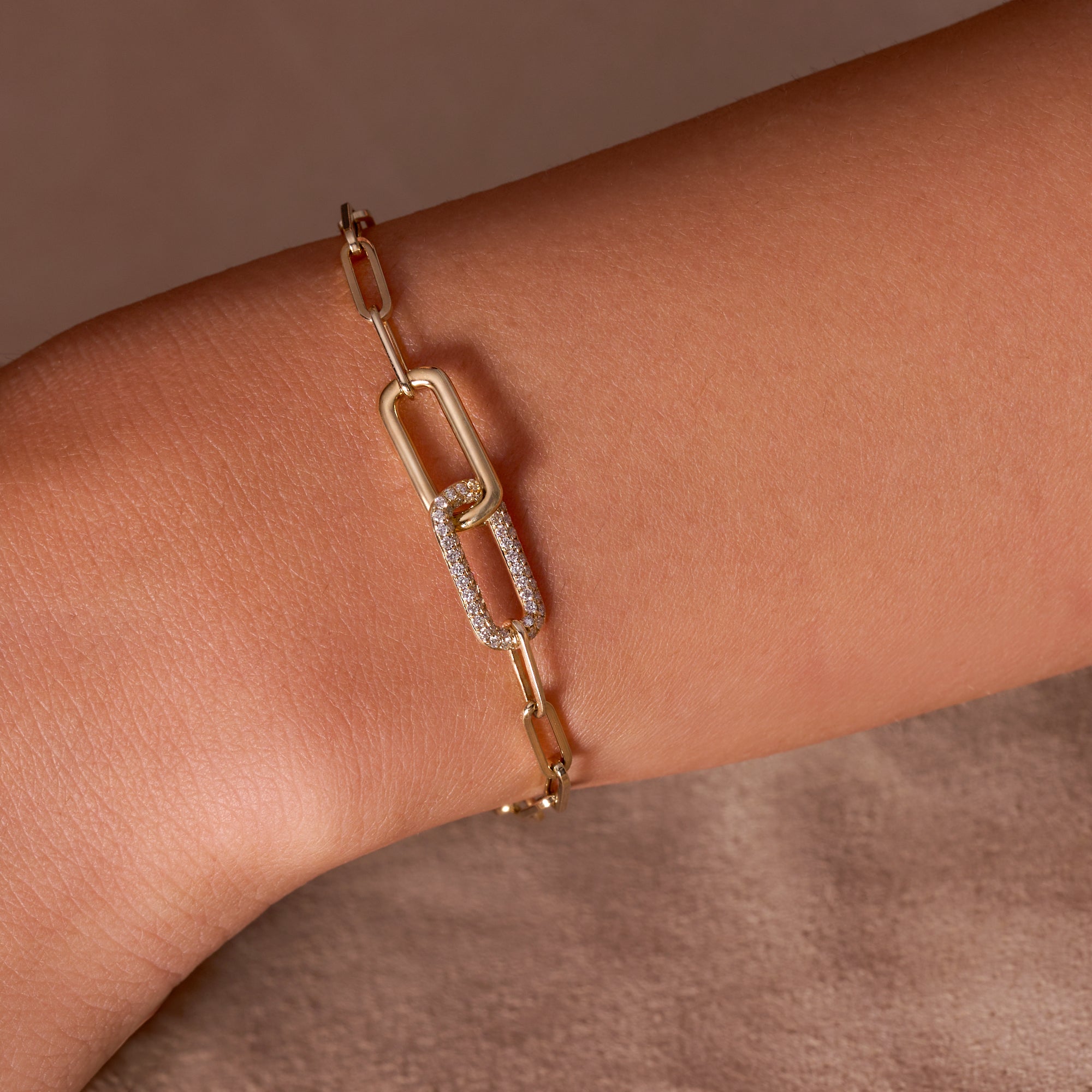 Solo Diamond Link Bracelet