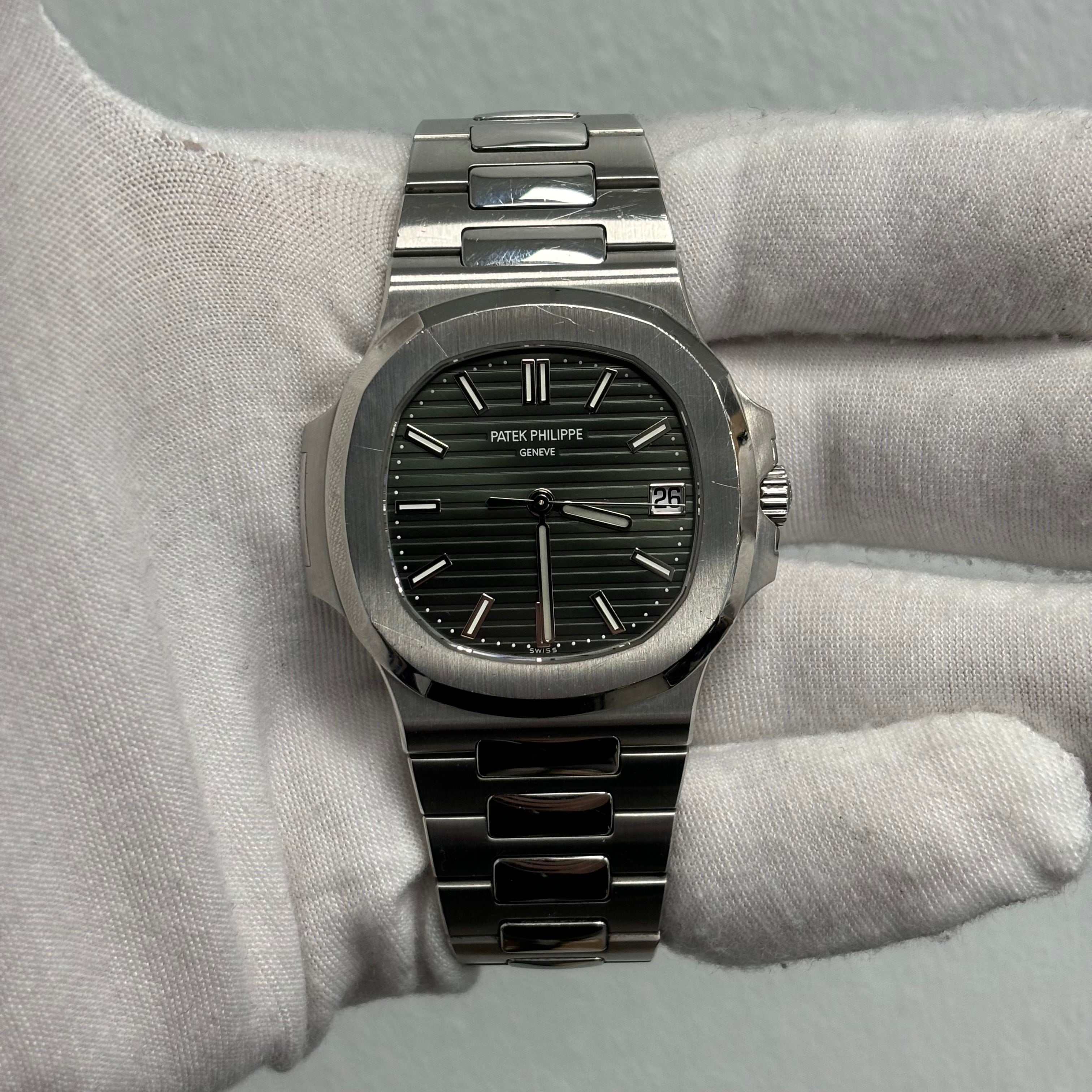 Patek Philippe Nautilus 40mm Green Dial Ref# 5711/1A-014 - Happy Jewelers Fine Jewelry Lifetime Warranty
