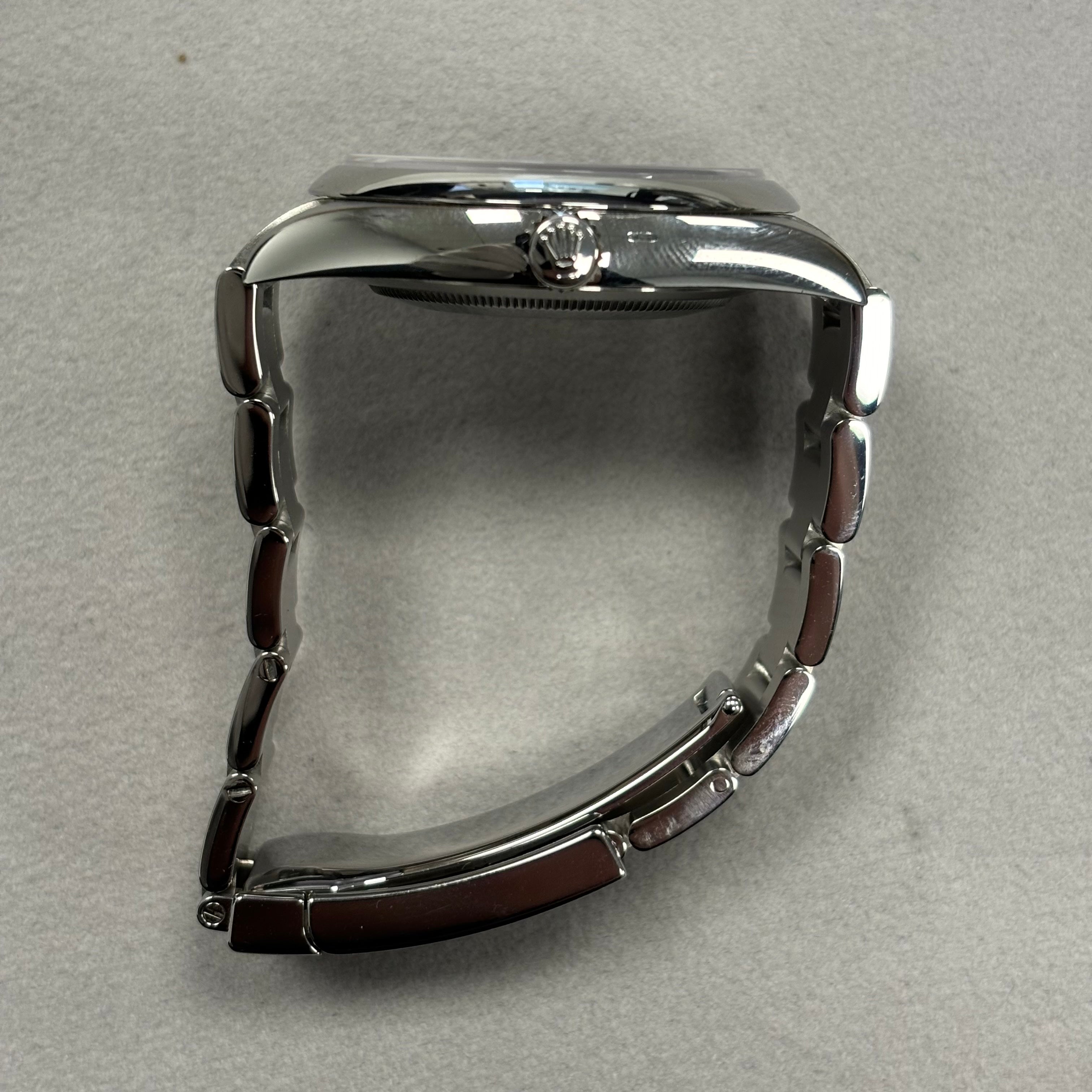 Rolex Oyster Perpetual 41mm Blue Dial Ref# 124300 - Happy Jewelers Fine Jewelry Lifetime Warranty