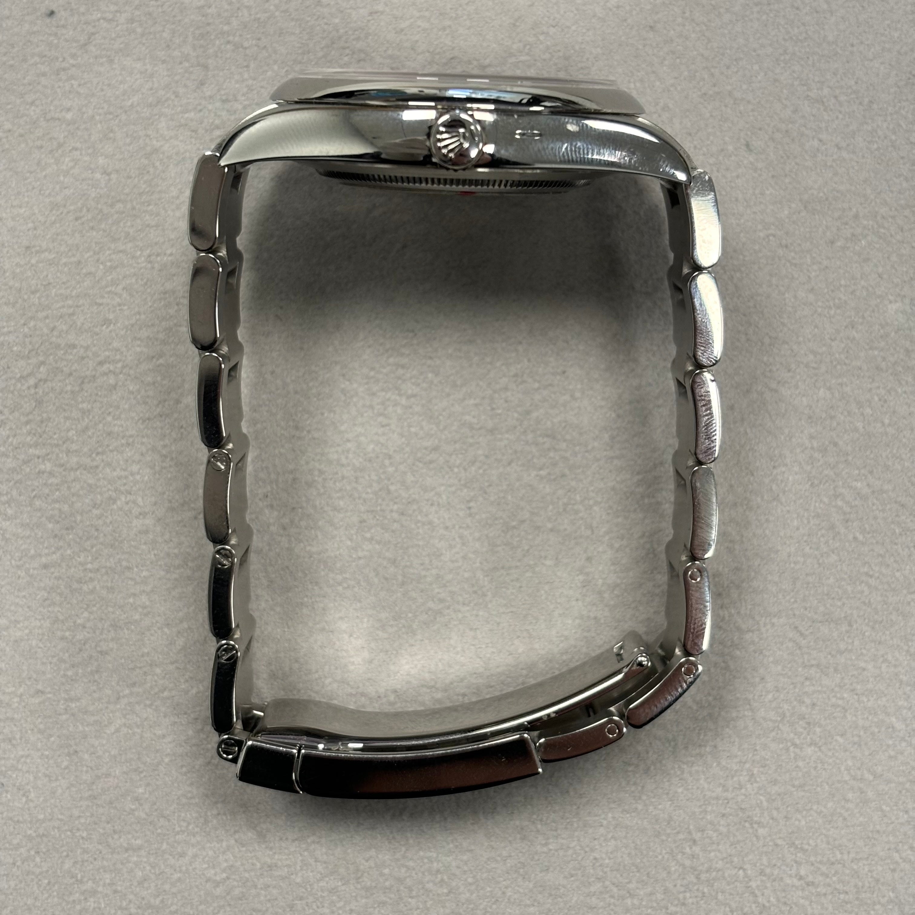 Rolex Oyster Perpetual 41mm Black Dial Ref# 124300 - Happy Jewelers Fine Jewelry Lifetime Warranty