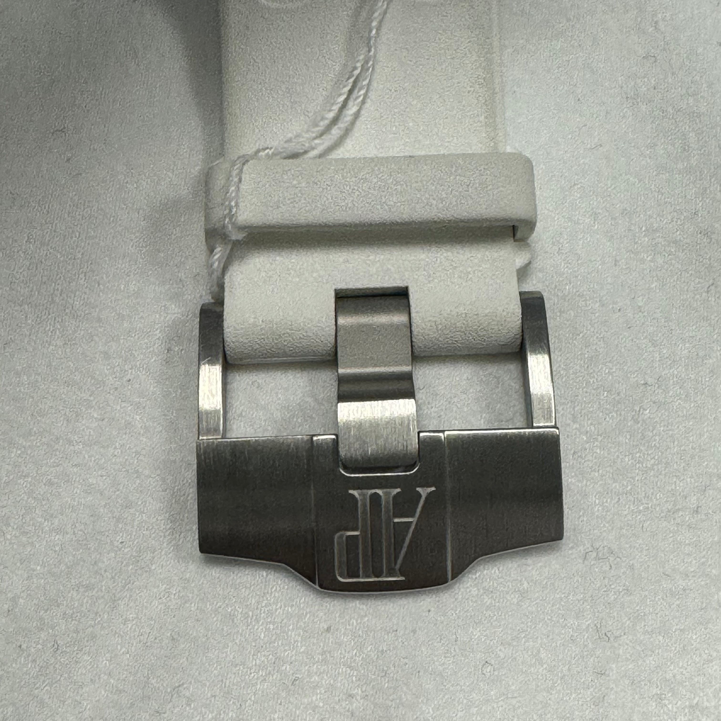 AP Offshore Diver 42mm White Dial Ref# 15710ST.00.A010CA.01 - Happy Jewelers Fine Jewelry Lifetime Warranty