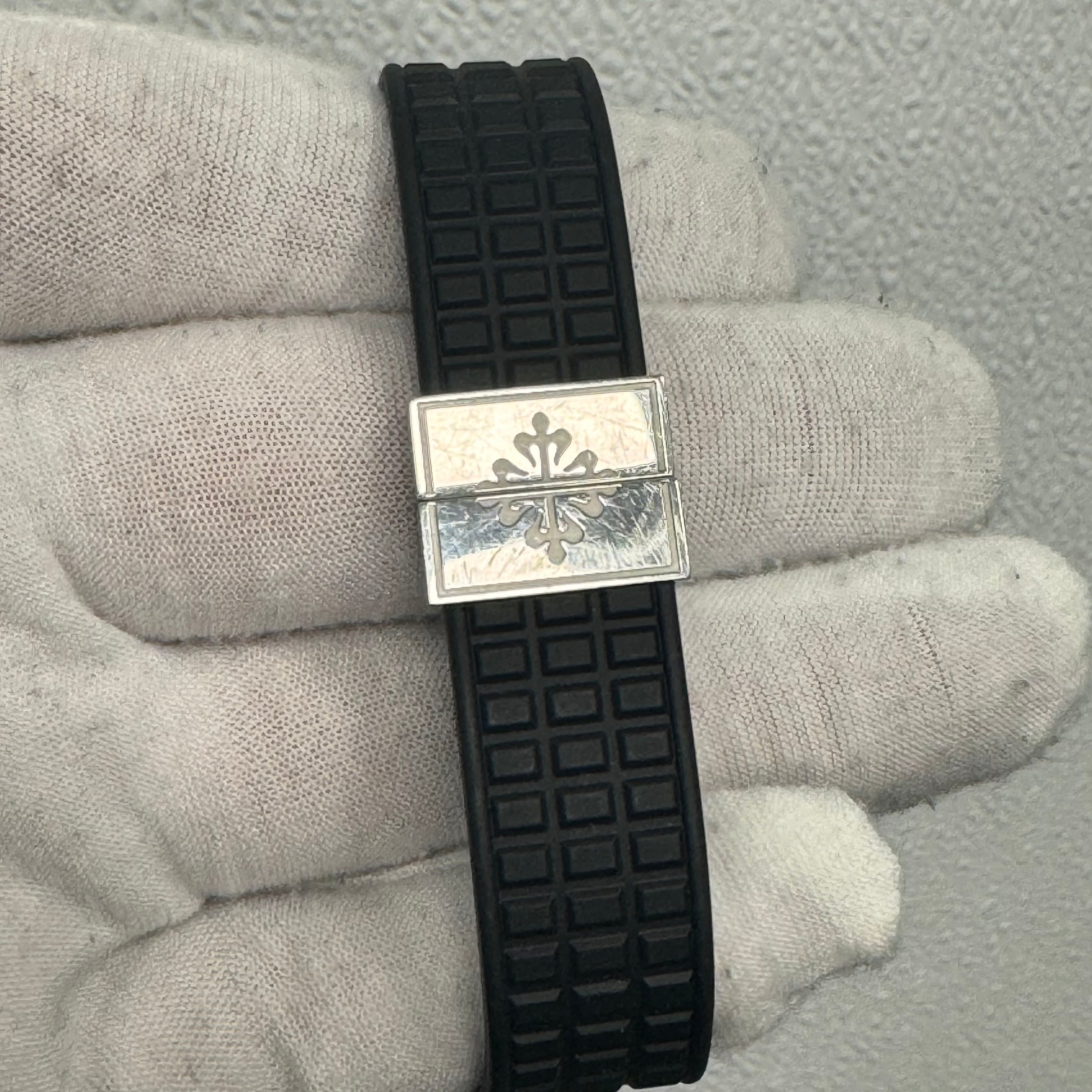 Patek Philippe Aquanaut 36mm Black Dial Ref# 5064A-001 - Happy Jewelers Fine Jewelry Lifetime Warranty