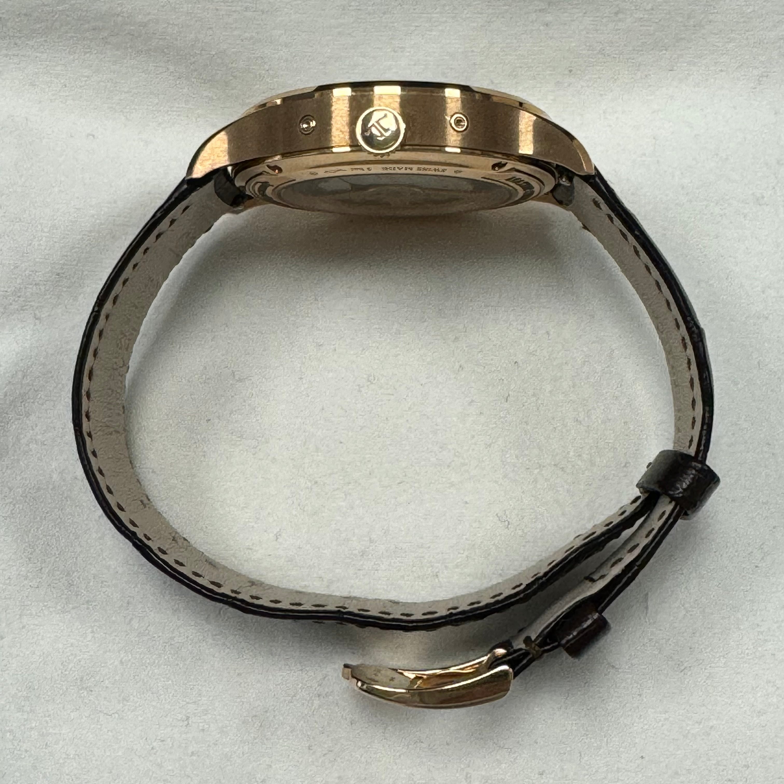 Jaeger LeCoultre Calendar 40mm Silver Dial Ref# Q4142520 - Happy Jewelers Fine Jewelry Lifetime Warranty