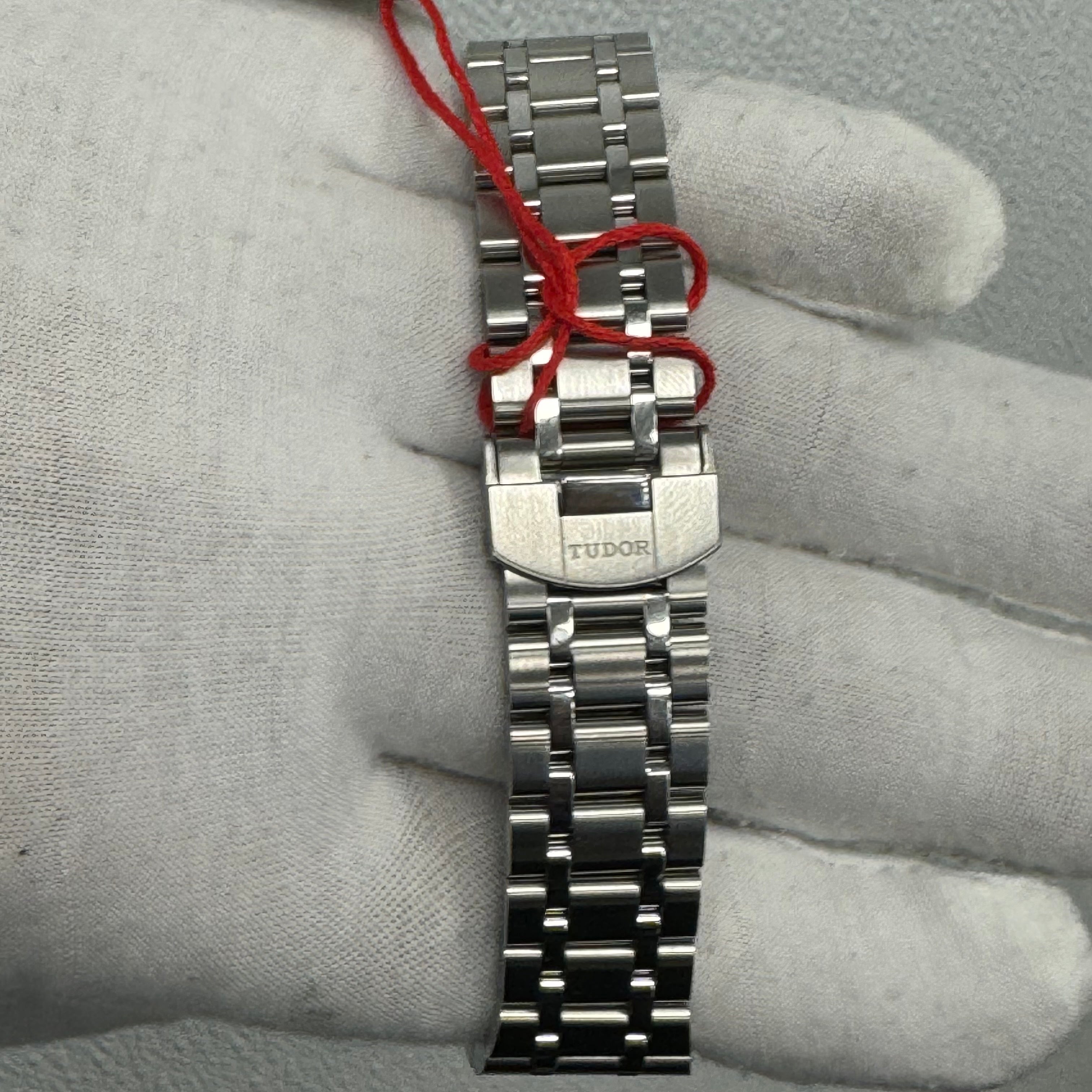 Tudor Royal 41mm Blue Dial Ref#28600 - Happy Jewelers Fine Jewelry Lifetime Warranty