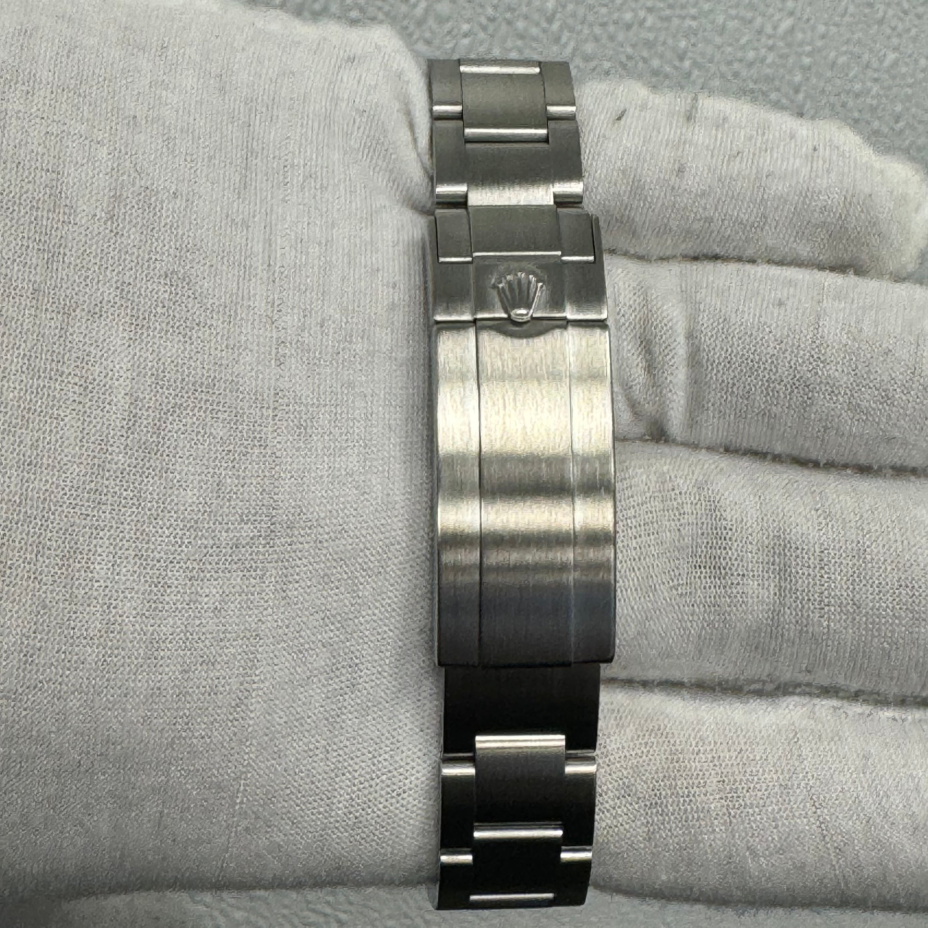 Rolex Sea-Dweller 44mm Black Dial Ref# 116660 - Happy Jewelers Fine Jewelry Lifetime Warranty