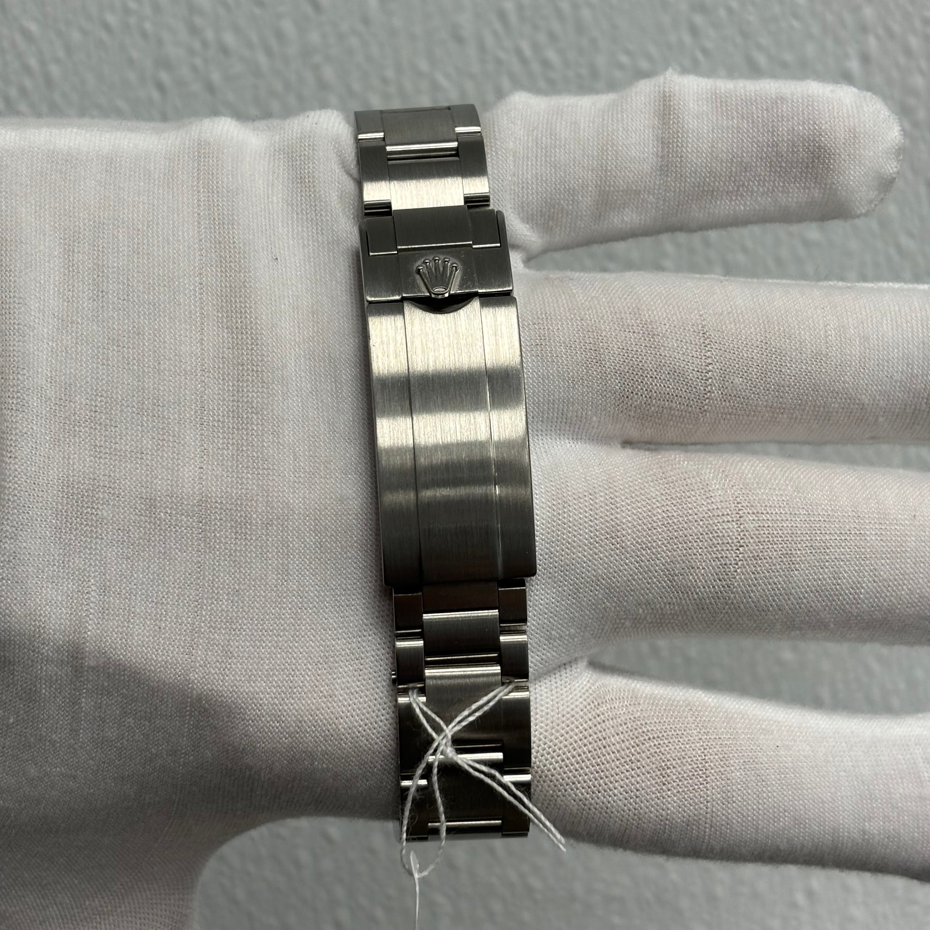 Rolex Submariner 40mm Green Dial Ref# 116610LV - Happy Jewelers Fine Jewelry Lifetime Warranty