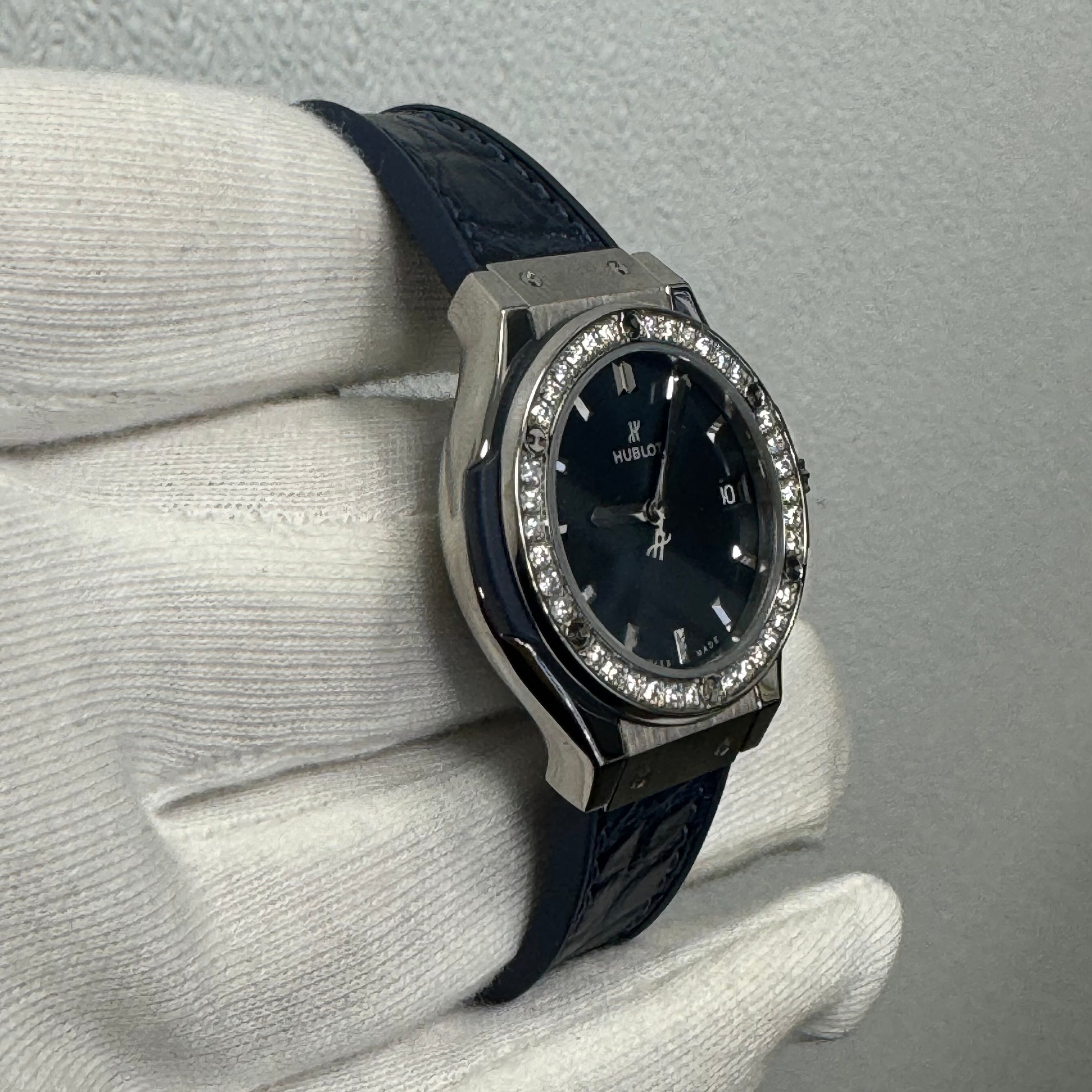 Hublot Classic Fusion 33mm Blue Dial Watch Ref# 581.NX.7170.RX.1104 - Happy Jewelers Fine Jewelry Lifetime Warranty