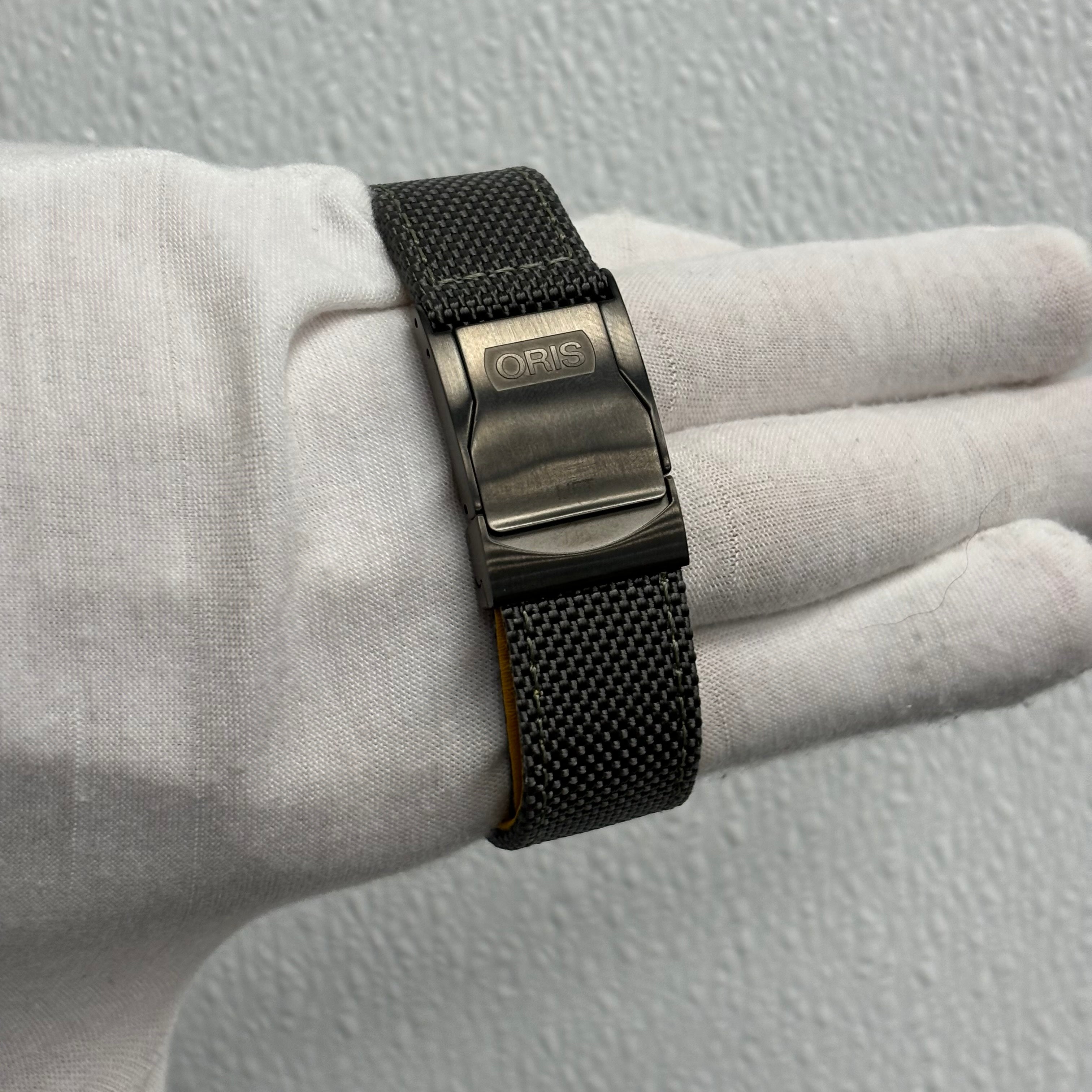 Oris Propilot 45mm Black Dial Watch Ref# 01 752 7698 4284-Set - Happy Jewelers Fine Jewelry Lifetime Warranty