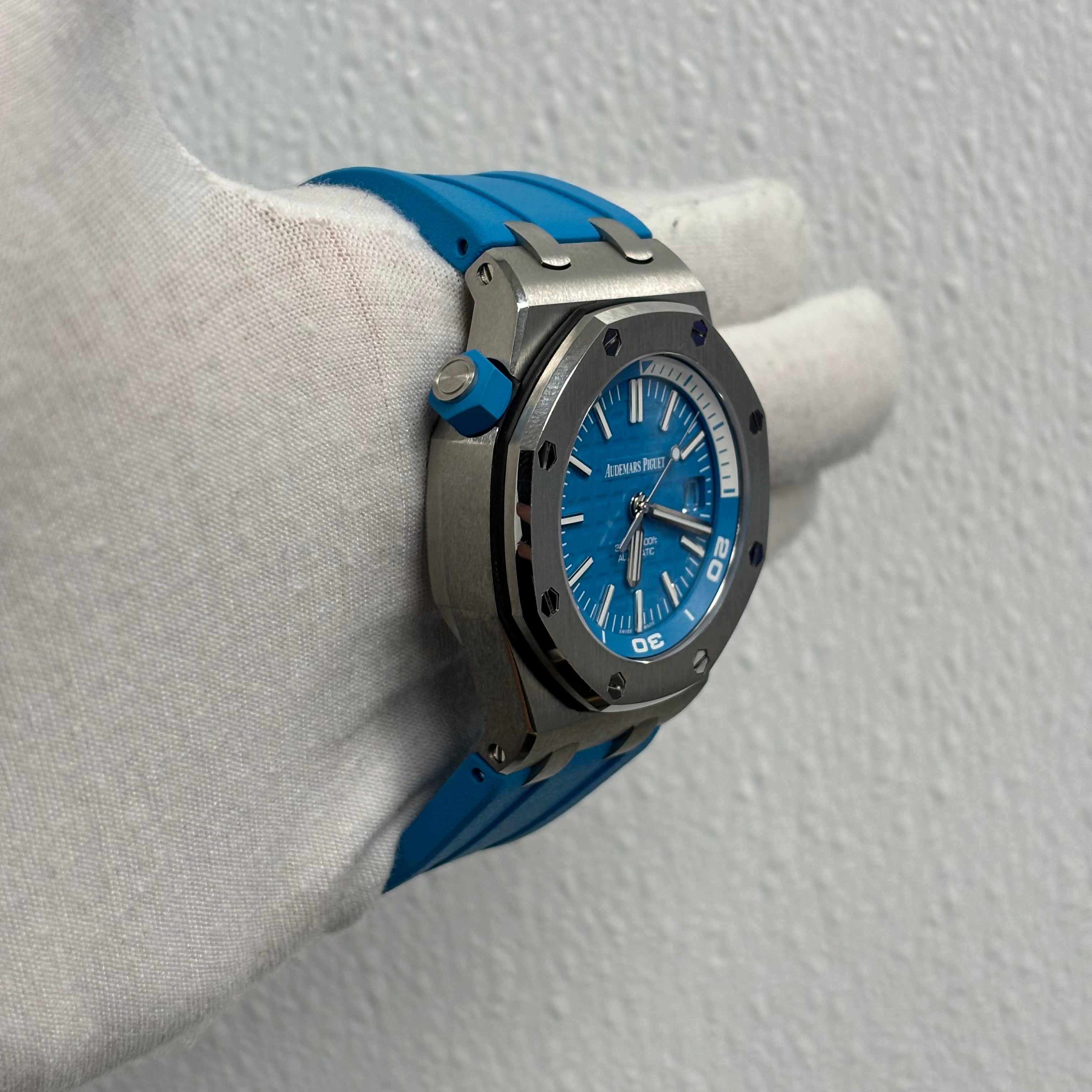 Audemars Piguet Royal Oak 42mm Turquoise Dial Ref# 15710ST.OO.A032CA.01 - Happy Jewelers Fine Jewelry Lifetime Warranty