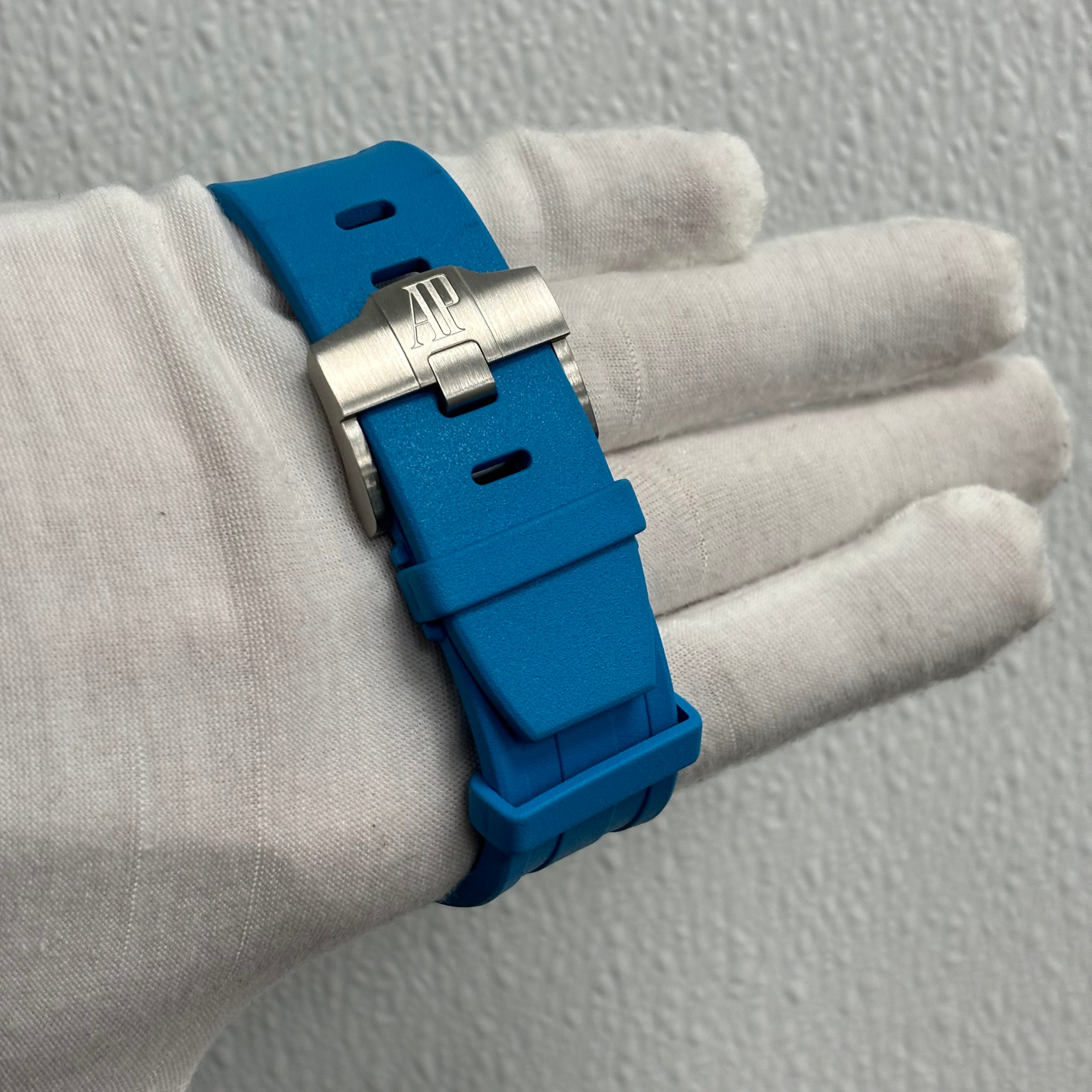 Audemars Piguet Royal Oak 42mm Turquoise Dial Ref# 15710ST.OO.A032CA.01 - Happy Jewelers Fine Jewelry Lifetime Warranty