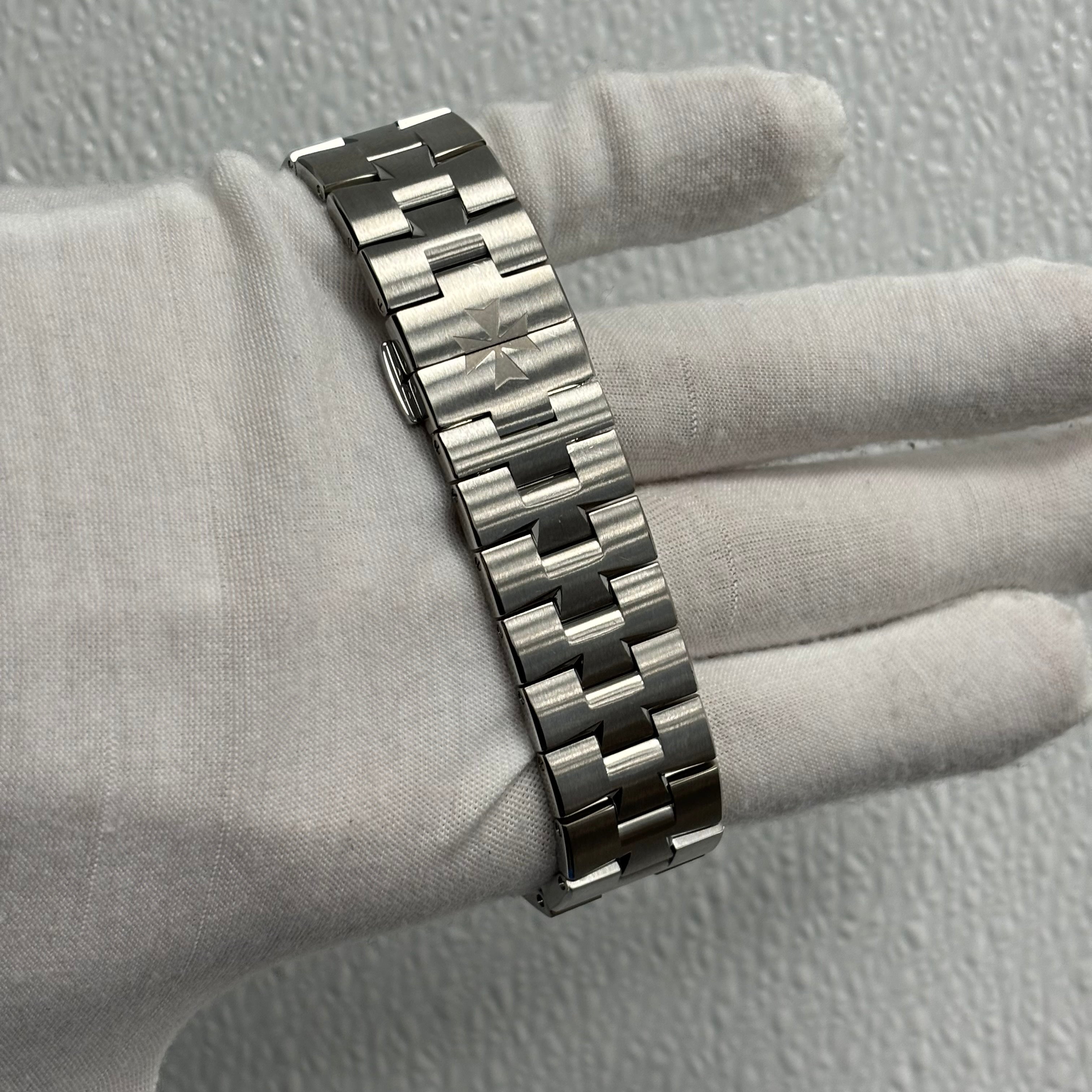 Vacheron Constantin 42.5mm Blue Dial Watch Ref# 6000V/110A-B544 - Happy Jewelers Fine Jewelry Lifetime Warranty