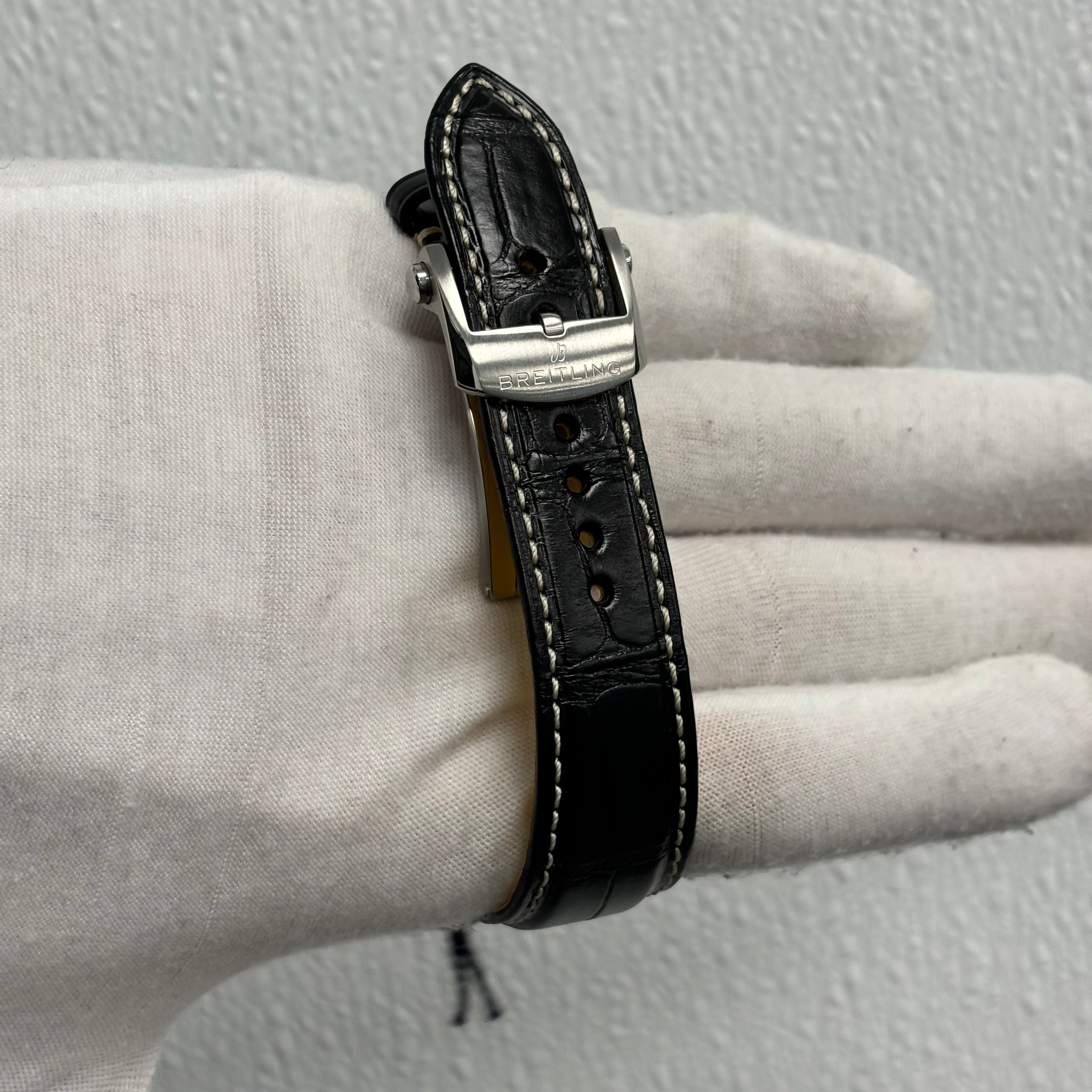 Breitling Navitimer 41mm Black Dial Watch Ref# AB0139 - Happy Jewelers Fine Jewelry Lifetime Warranty