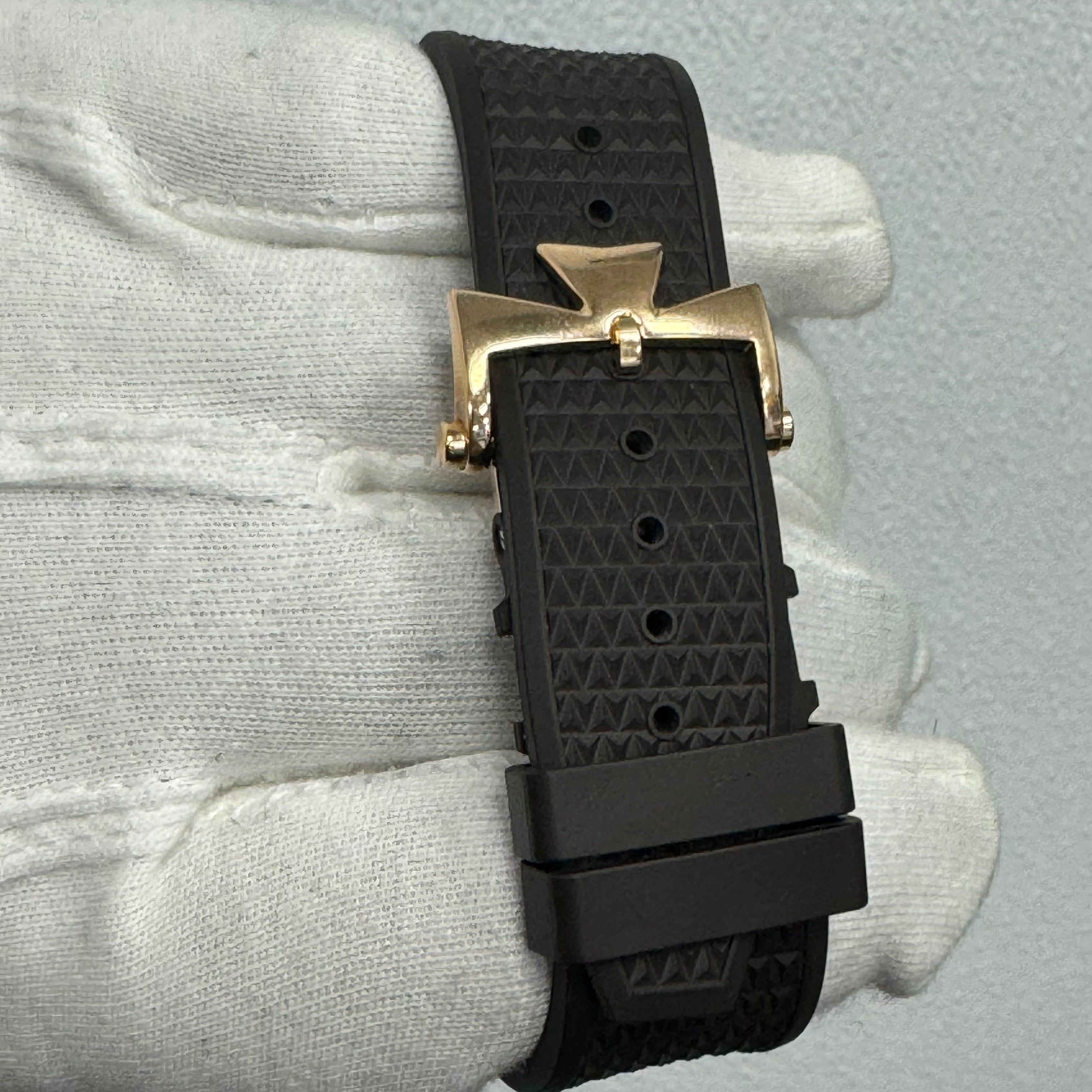 Vacheron Constantin 41mm Silver Dial Watch Ref# 7900V/000R-B336 - Happy Jewelers Fine Jewelry Lifetime Warranty