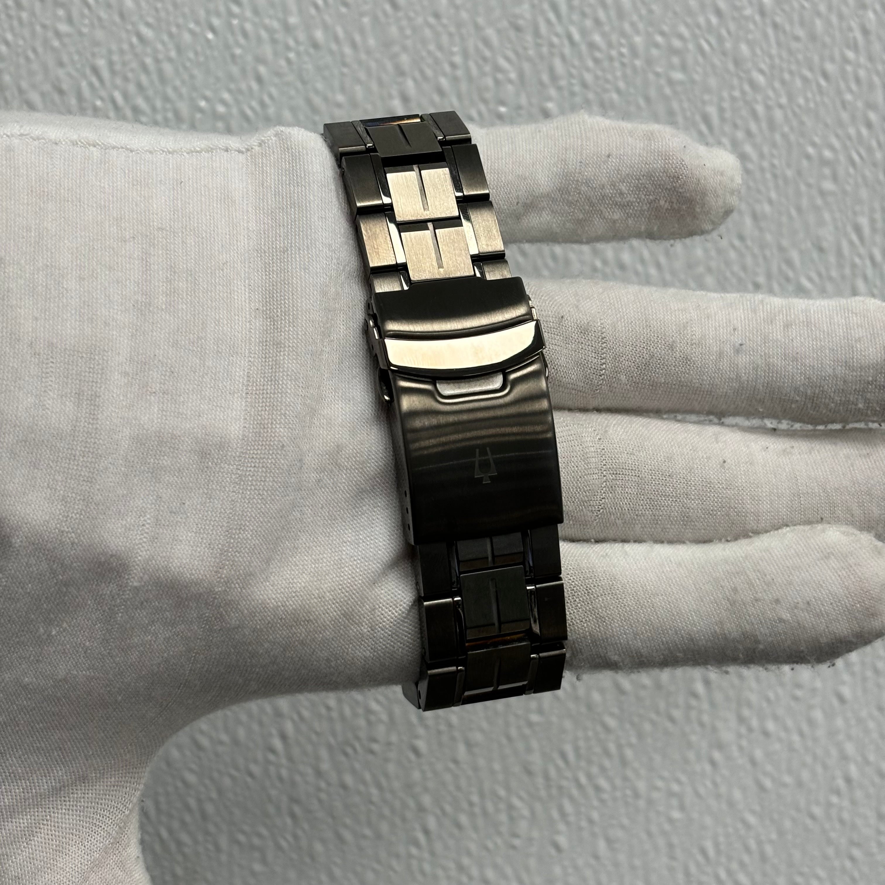 Bulova Precisionist 46mm Carbon Dial Watch Ref# 98B343 - Happy Jewelers Fine Jewelry Lifetime Warranty