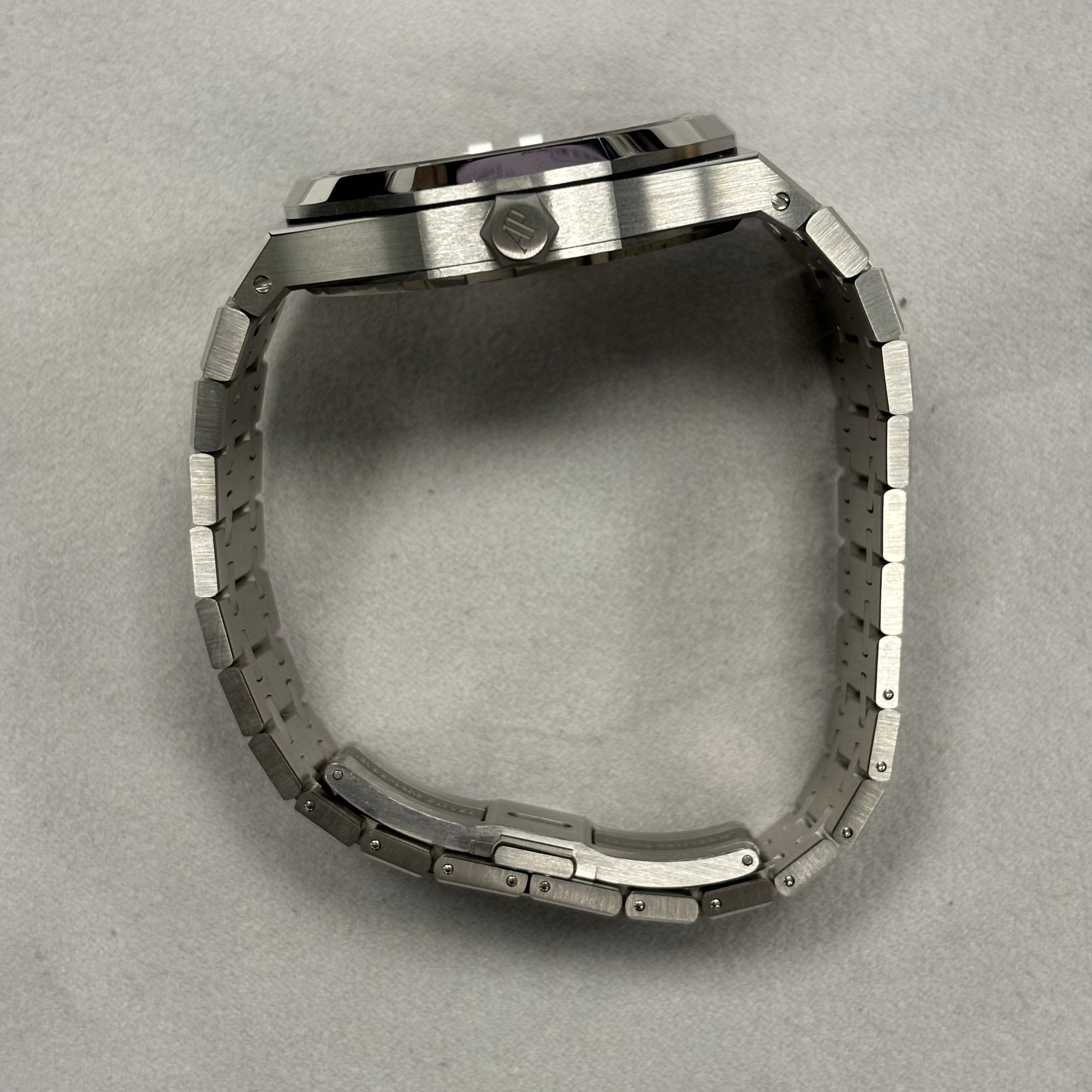 Audemars Piguet Royal Oak 41mm Black Dial Watch Ref# 15510ST.OO.1320ST.02 - Happy Jewelers Fine Jewelry Lifetime Warranty