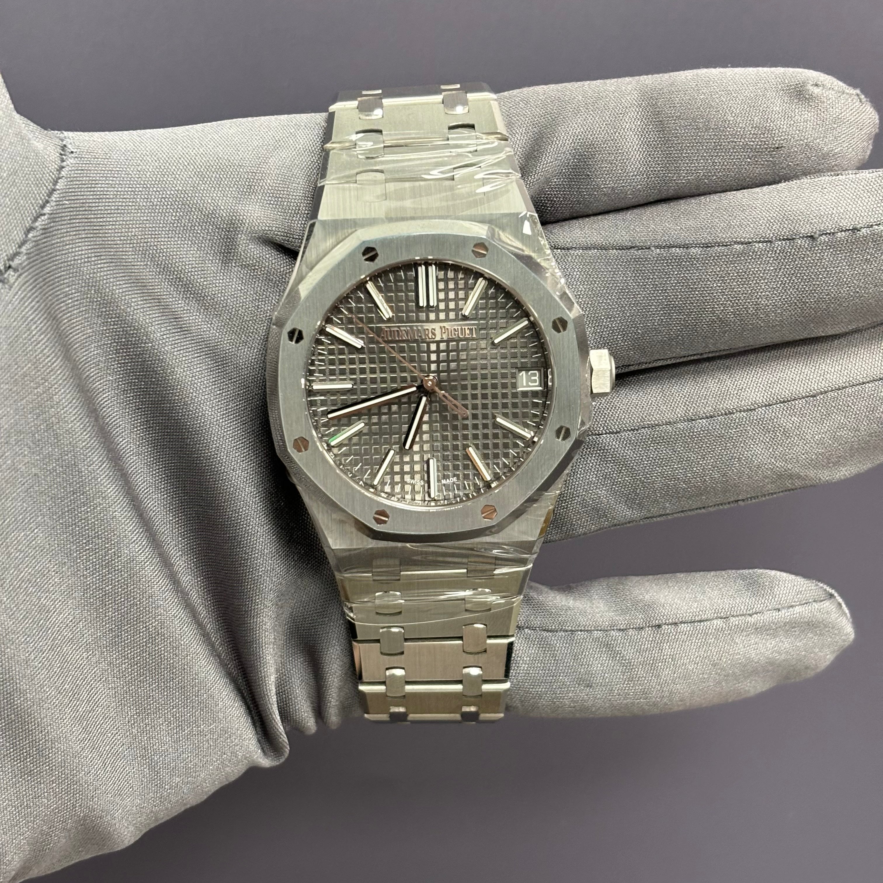 Audemars Piguet Royal Oak 41mm Grey Dial Watch Ref# 15510ST.OO.1320ST.10 - Happy Jewelers Fine Jewelry Lifetime Warranty