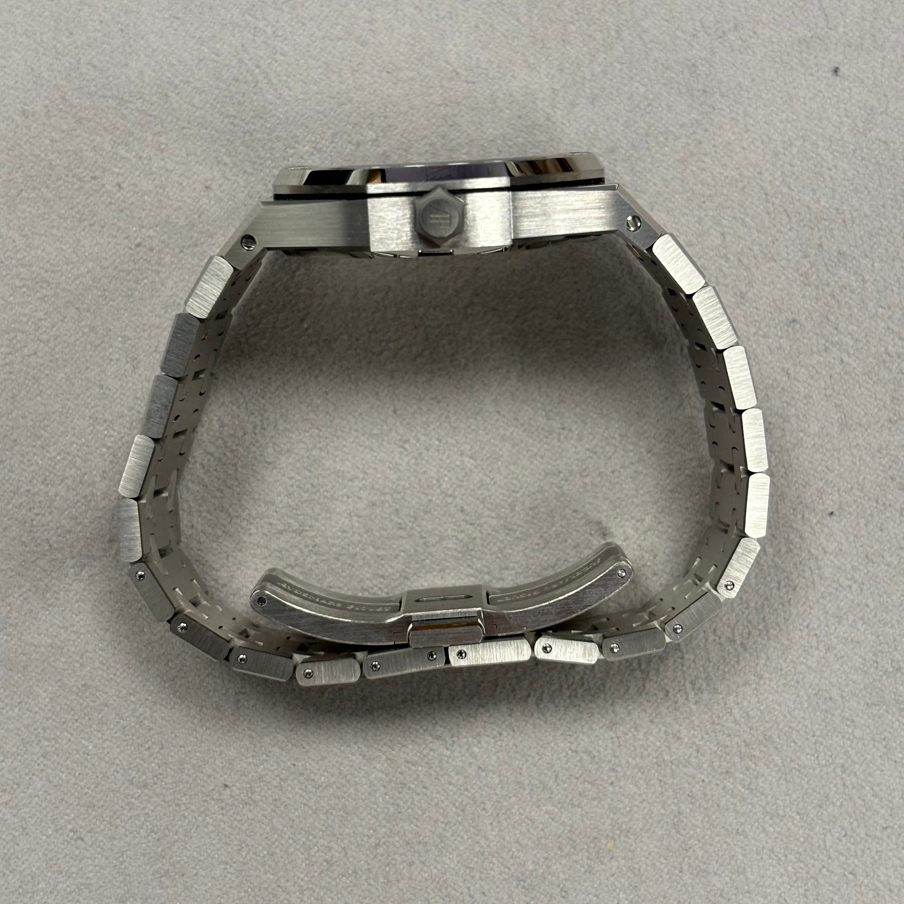 Audemars Piguet Royal Oak 34mm Blue Dial Watch Ref# 77451ST.ZZ.1361ST.04 - Happy Jewelers Fine Jewelry Lifetime Warranty