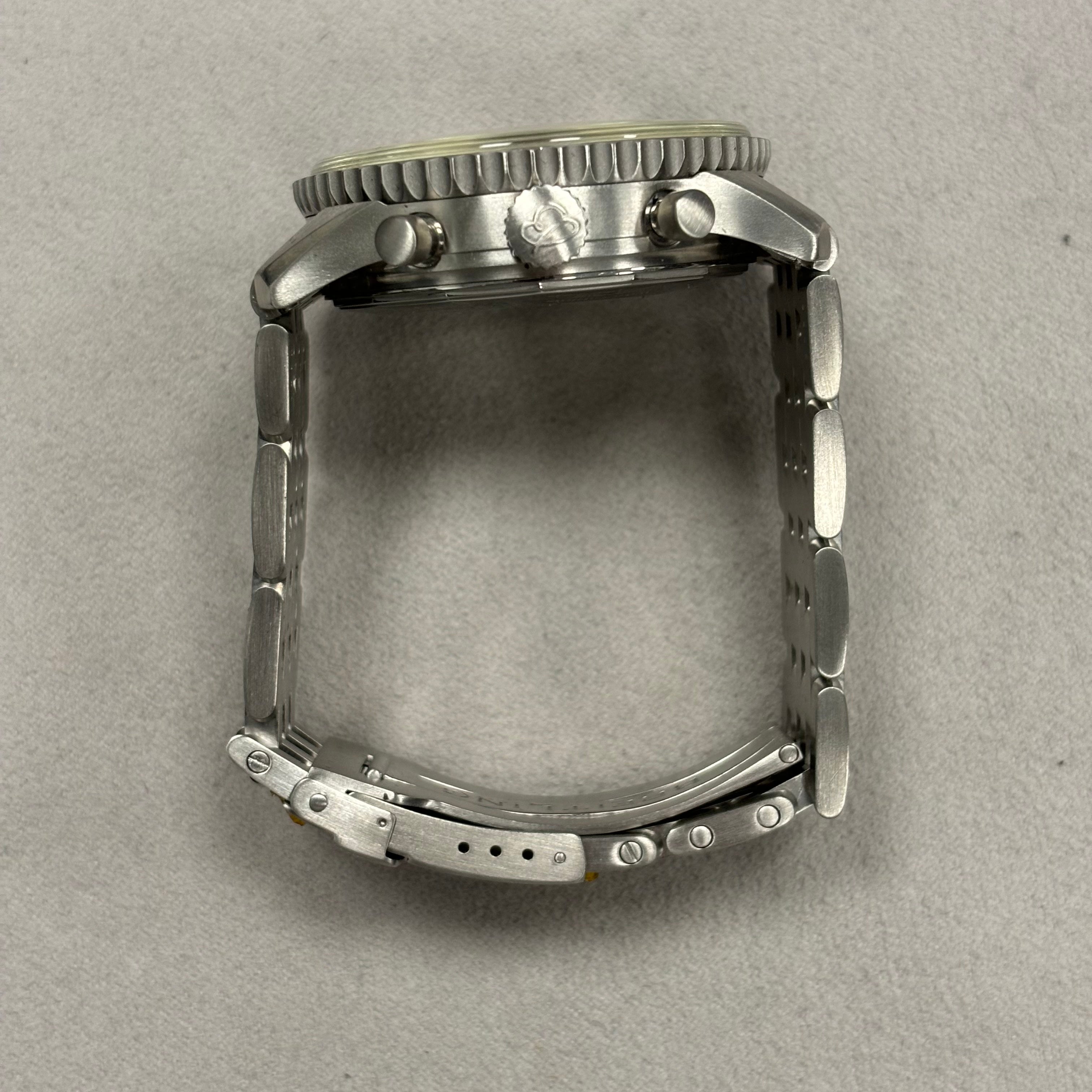 Breitling Navitimer 41mm Black Dial Watch Ref# A13330 - Happy Jewelers Fine Jewelry Lifetime Warranty