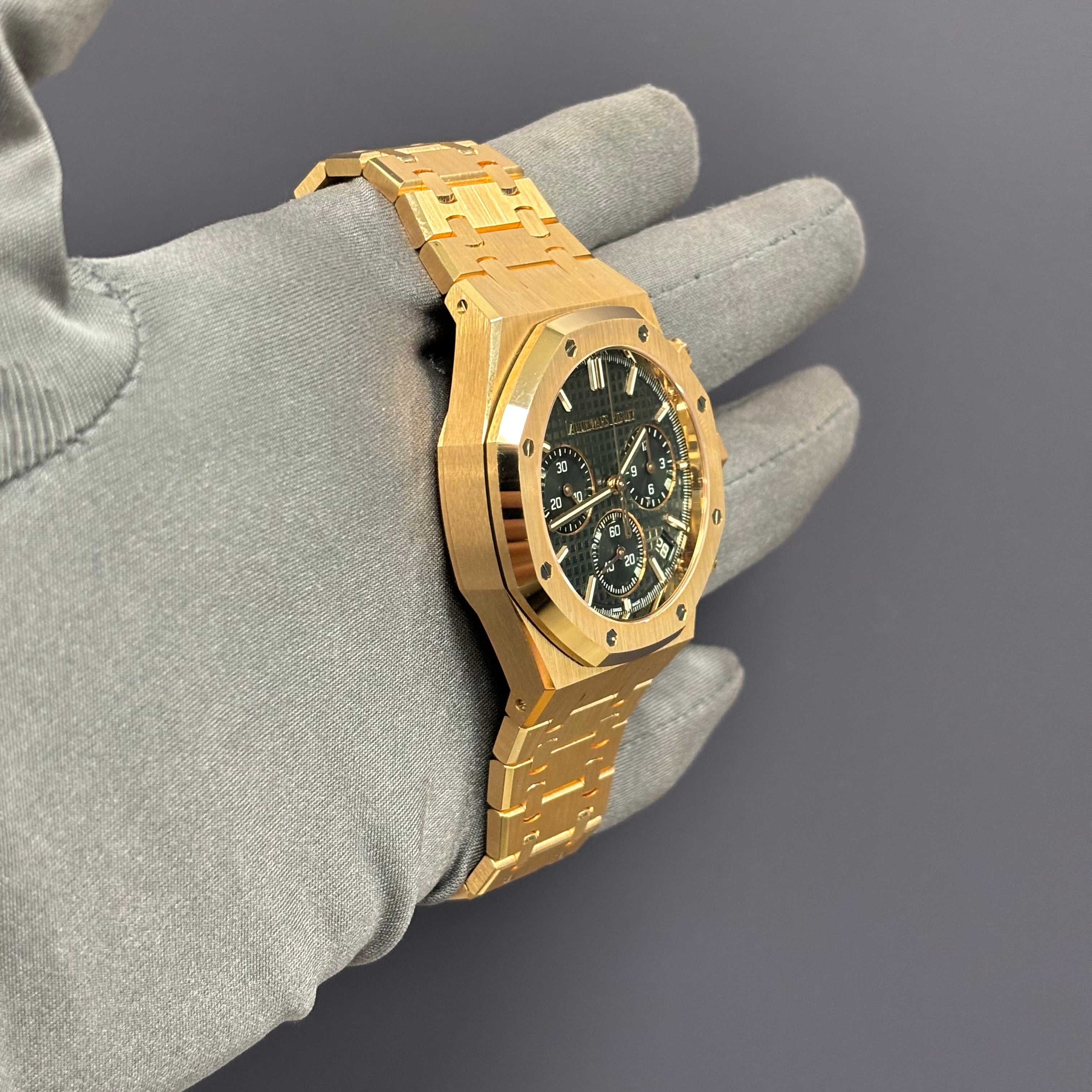 Audemars Piguet Royal Oak 41mm Green Dial Watch Ref# 26240OR.OO.1320OR.04 - Happy Jewelers Fine Jewelry Lifetime Warranty