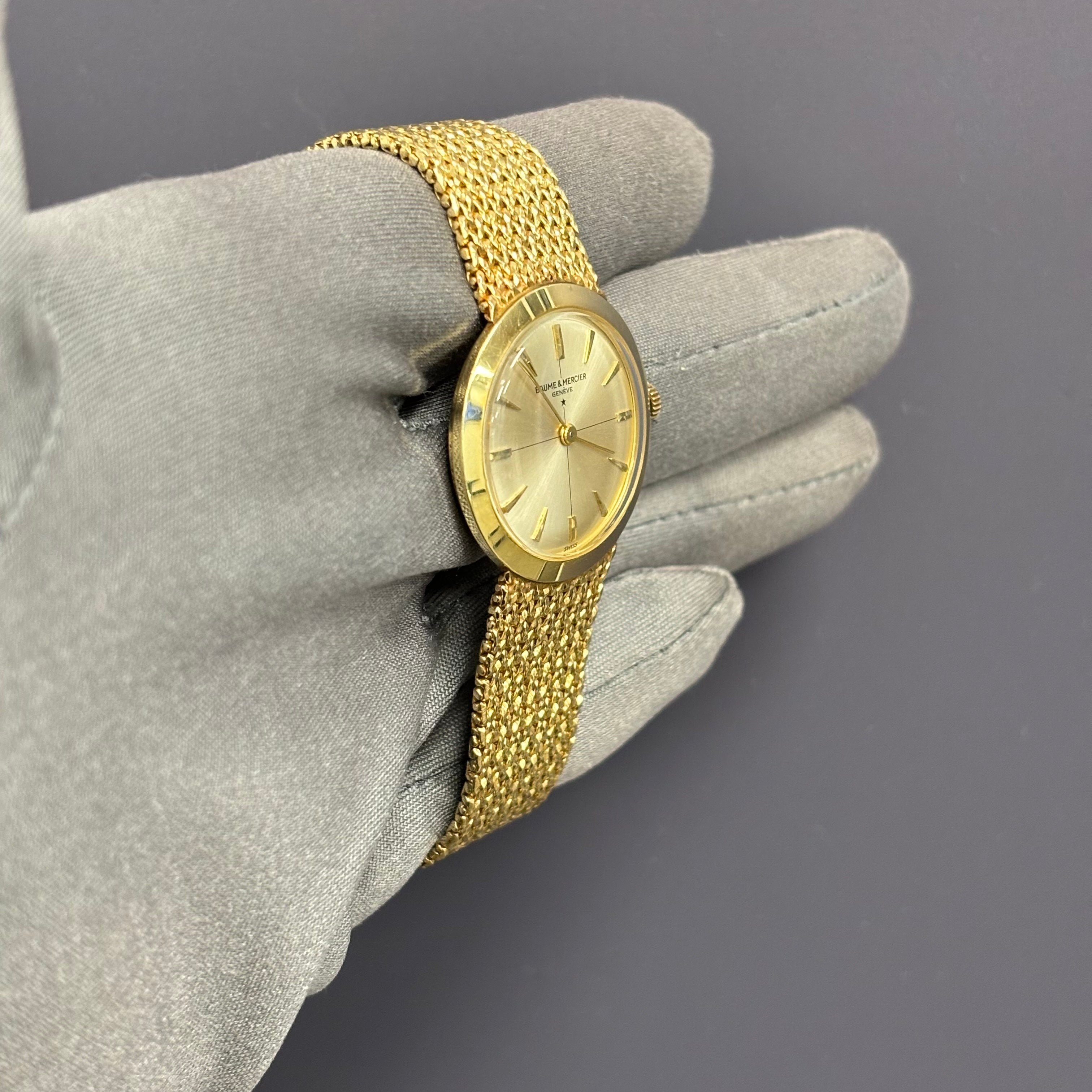 Baume & Mercier 27mm Silver Dial Watch - Happy Jewelers Fine Jewelry Lifetime Warranty