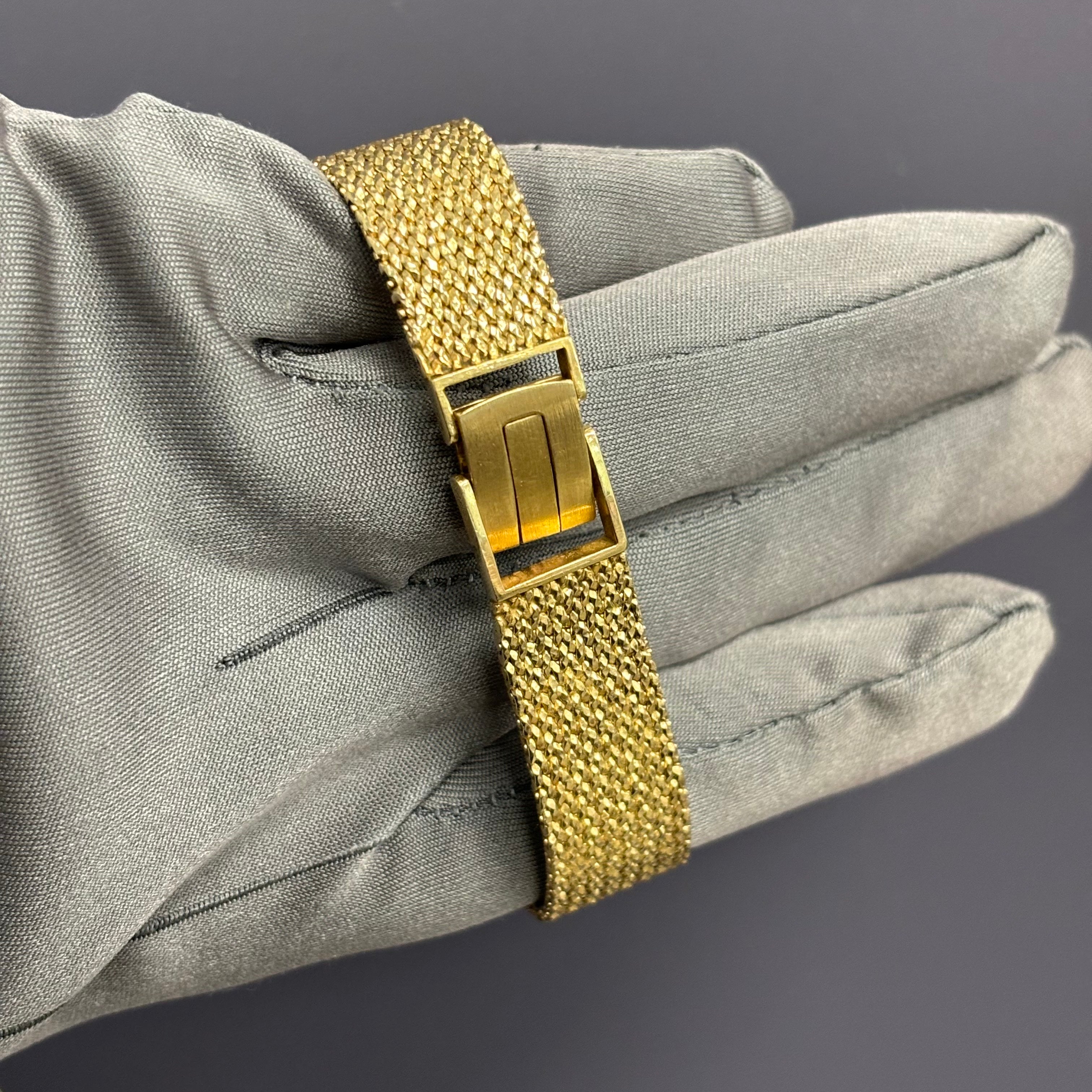 Baume & Mercier 27mm Silver Dial Watch - Happy Jewelers Fine Jewelry Lifetime Warranty