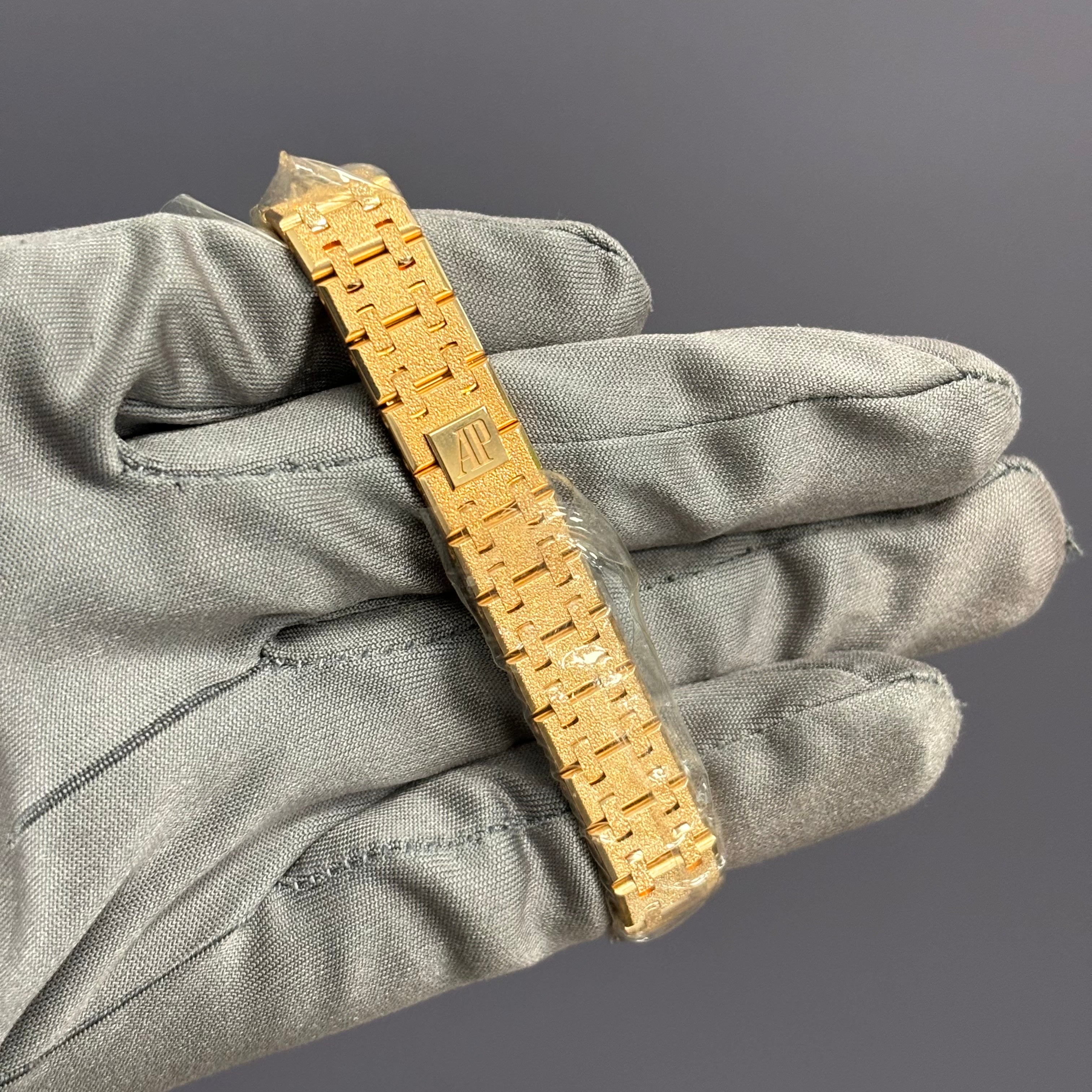 Audemars Piguet Royal Oak 23mm Pink Dial Watch Ref# 67630OR.GG.1312OR.01 - Happy Jewelers Fine Jewelry Lifetime Warranty