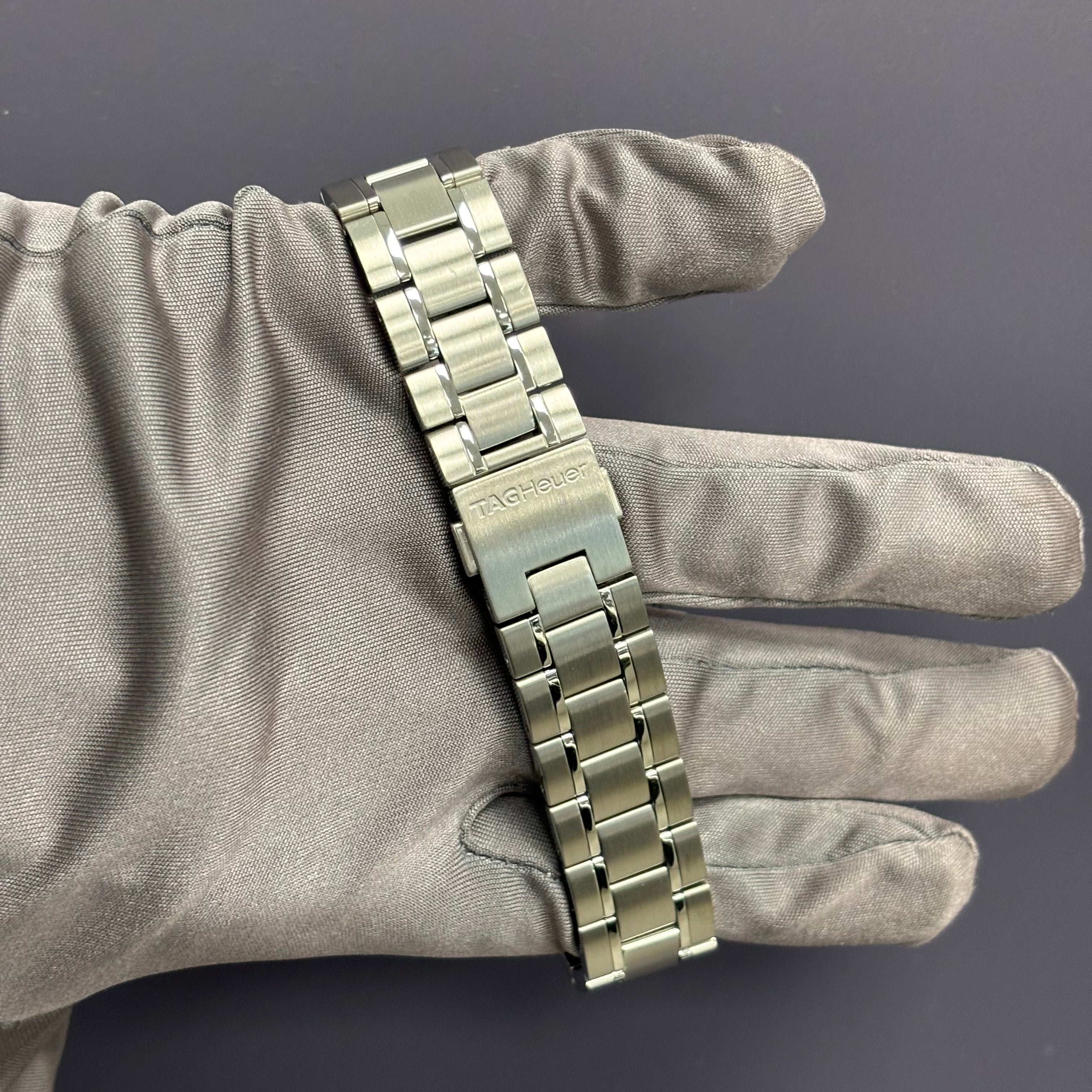 Tag Heuer Carrera 41mm Silver Dial Watch Ref# CV2011.BA0786 - Happy Jewelers Fine Jewelry Lifetime Warranty