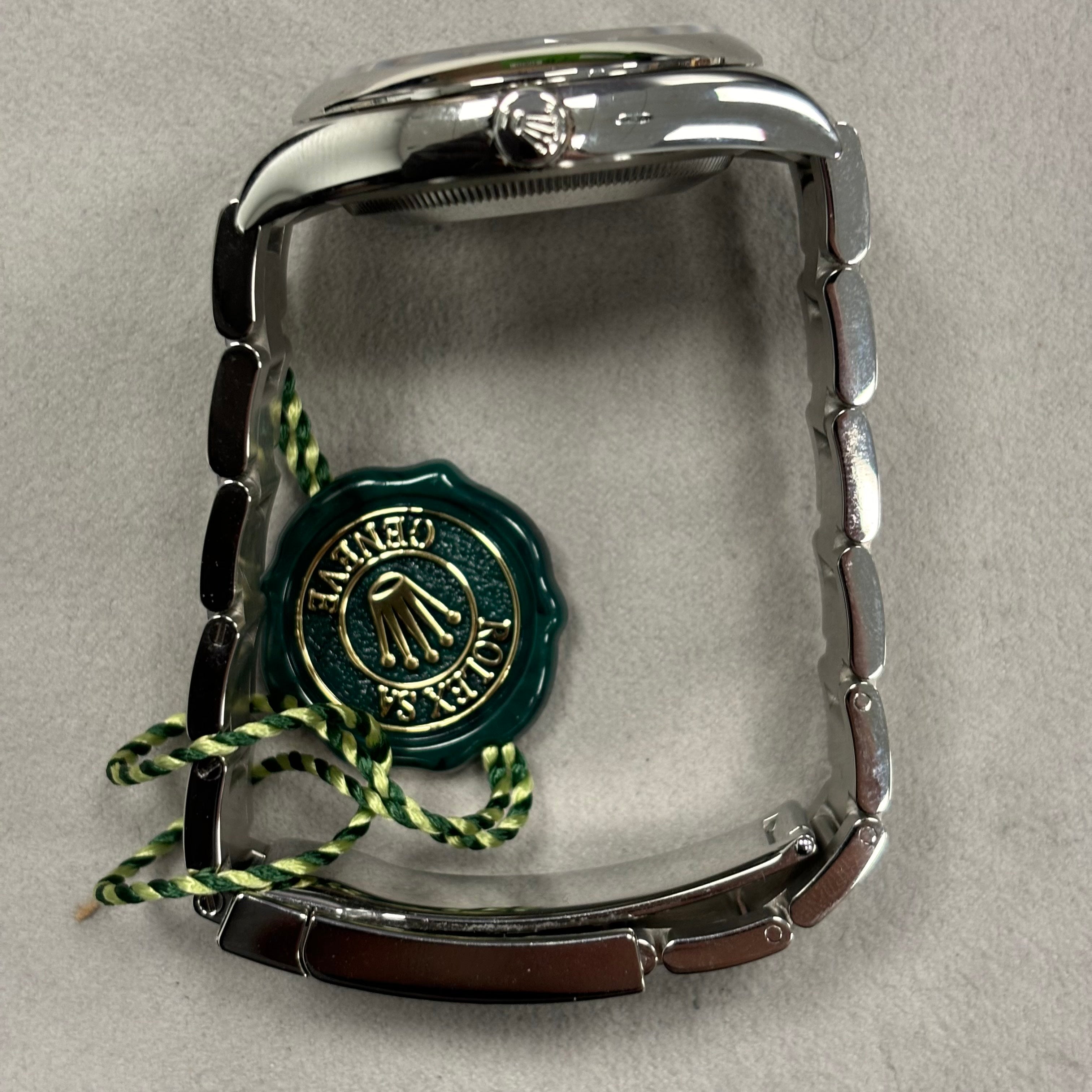 Rolex Oyster Perpetual 36mm Green Dial Watch Ref# 126000 - Happy Jewelers Fine Jewelry Lifetime Warranty