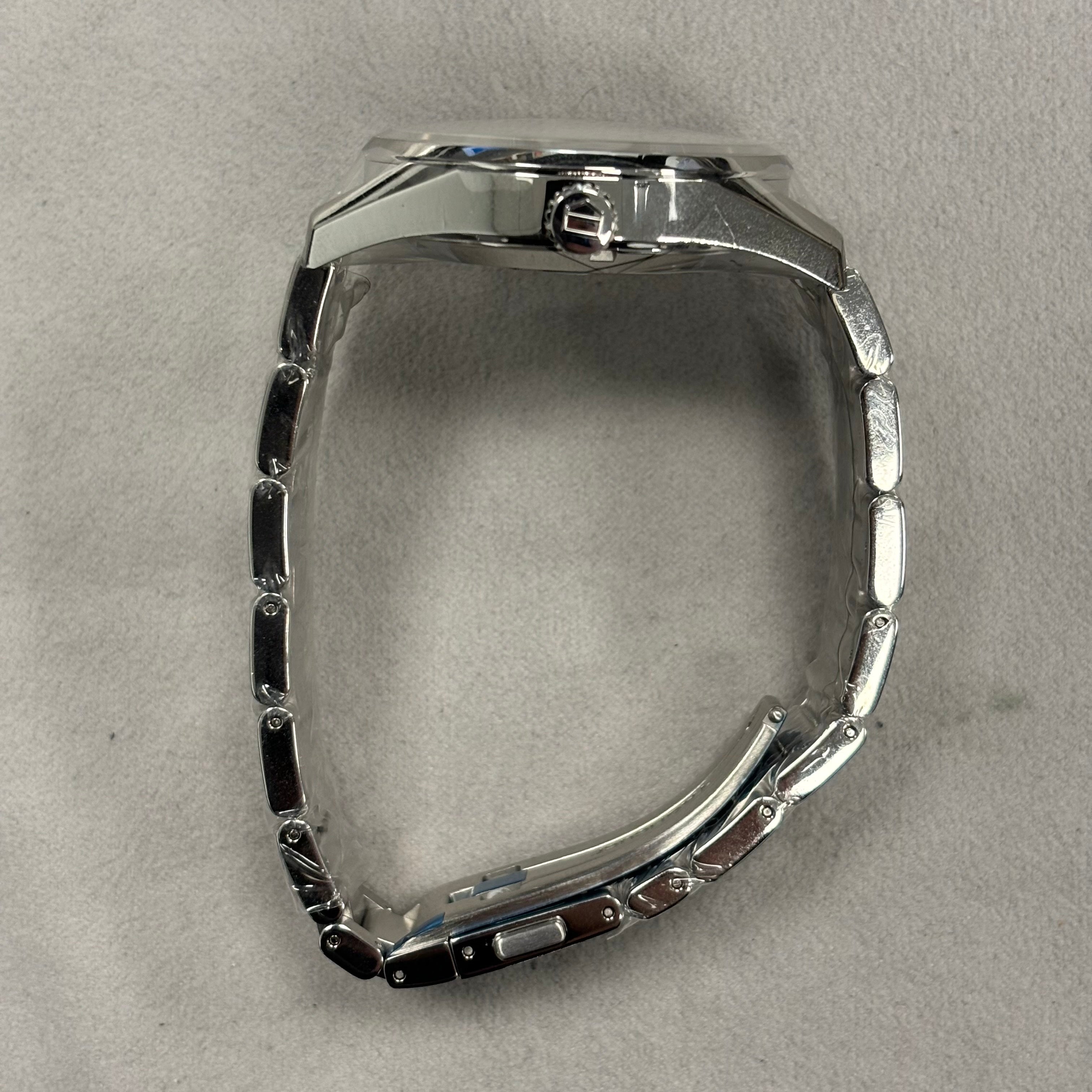 Tag Heuer Carrera 39mm White Dial Watch Ref# WAR211B-3 - Happy Jewelers Fine Jewelry Lifetime Warranty