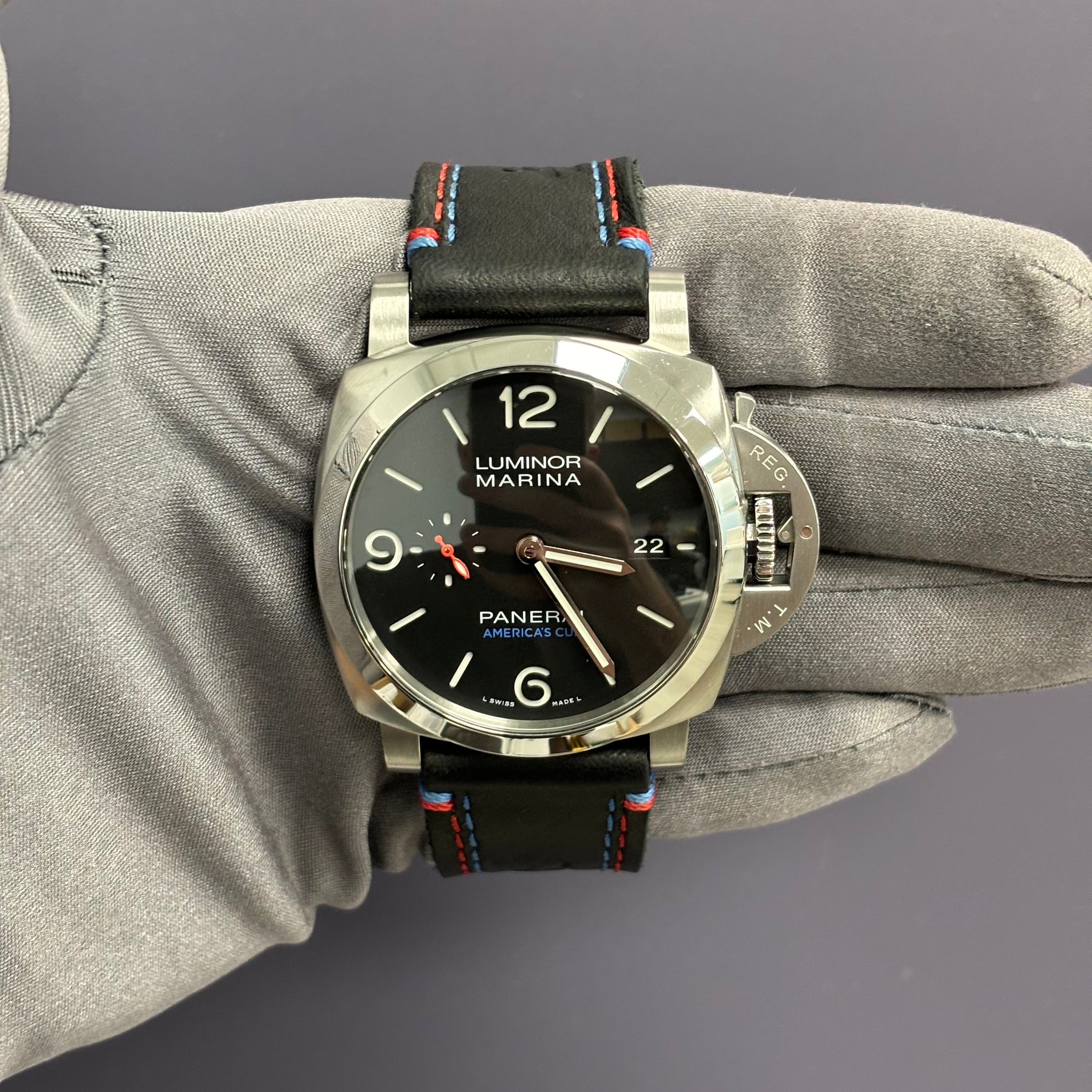 Panerai Luminor 44mm Black Dial Watch Ref# PAM00727 - Happy Jewelers Fine Jewelry Lifetime Warranty