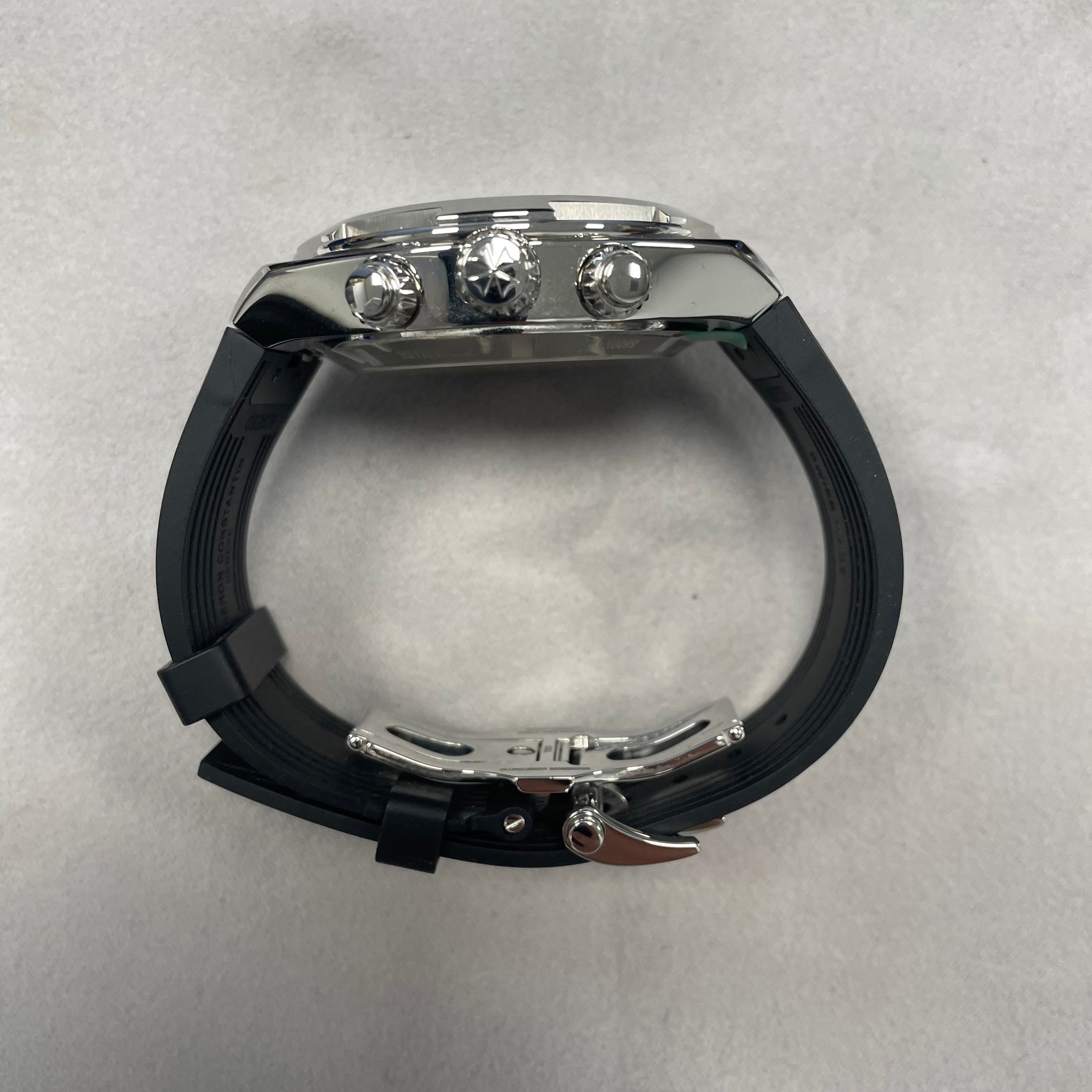 Vacheron Constantin Overseas 42.5mm Black Dial Watch Ref# 5500V/110A-B481 - Happy Jewelers Fine Jewelry Lifetime Warranty