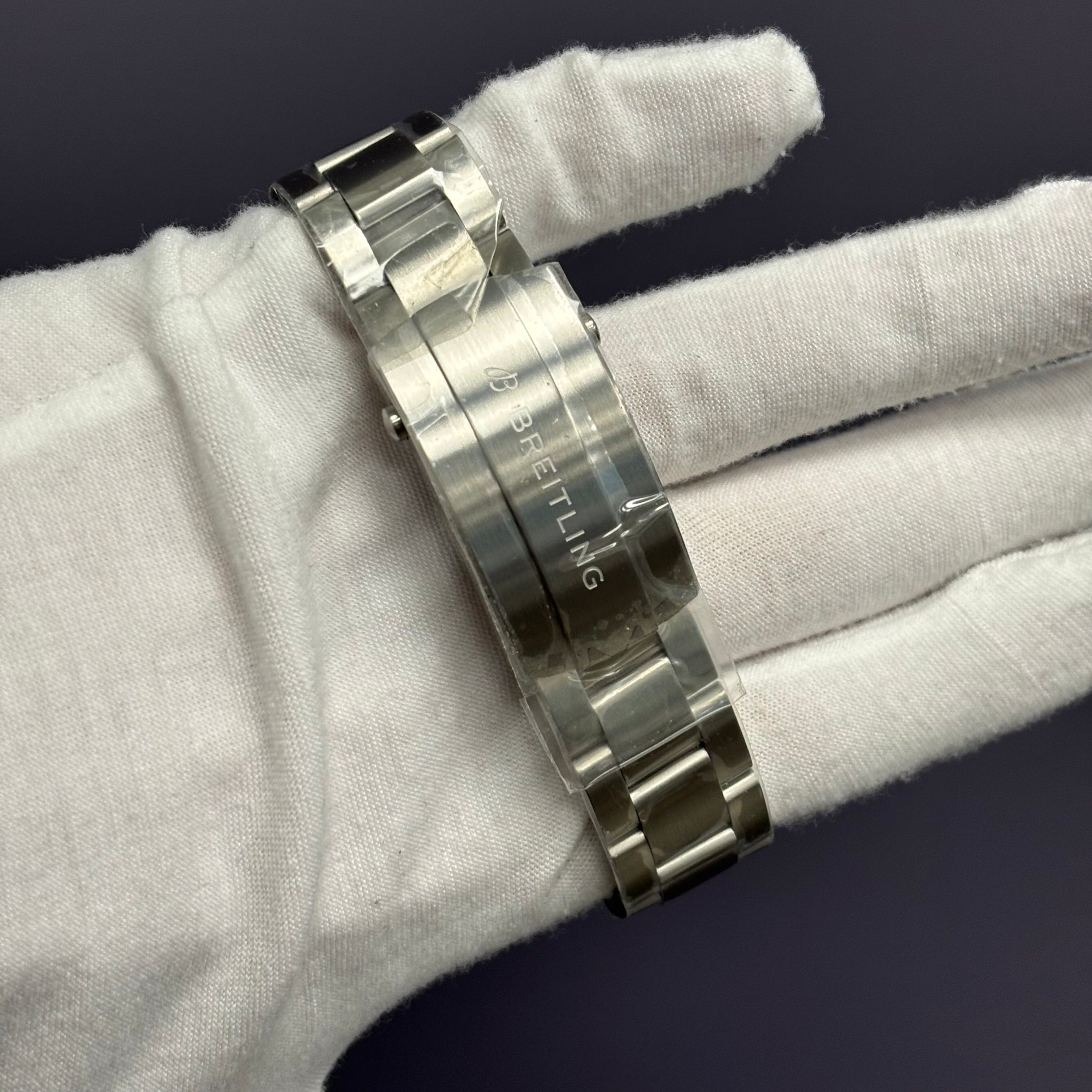 Breitling Avenger 44mm Blue Dial Watch Ref# A32320 - Happy Jewelers Fine Jewelry Lifetime Warranty