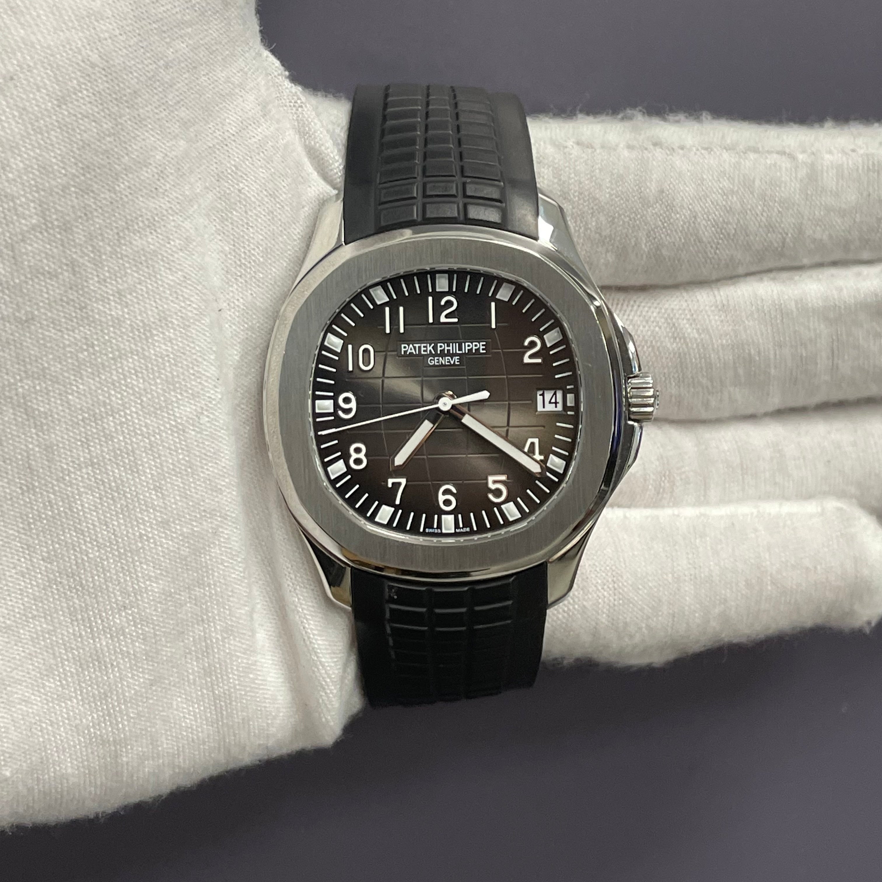 Patek Philippe Aquanuat 40mm Grey Dial Watch Ref# 5167A-001 - Happy Jewelers Fine Jewelry Lifetime Warranty