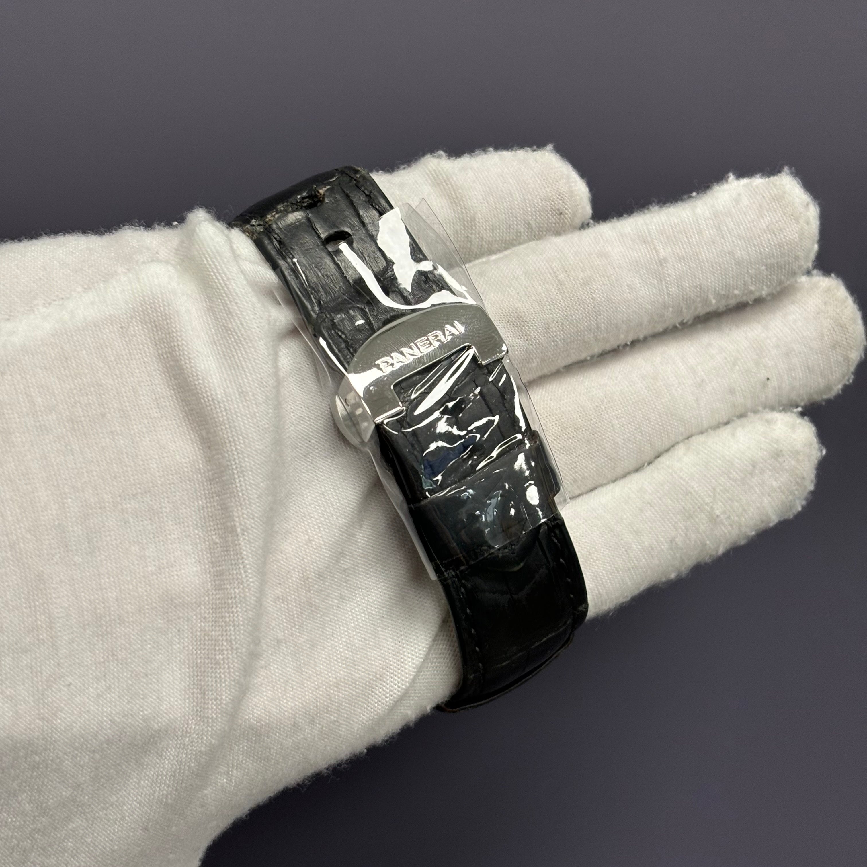 Panerai Luminor 44mm Black Dial Watch Ref# PAM00104 - Happy Jewelers Fine Jewelry Lifetime Warranty