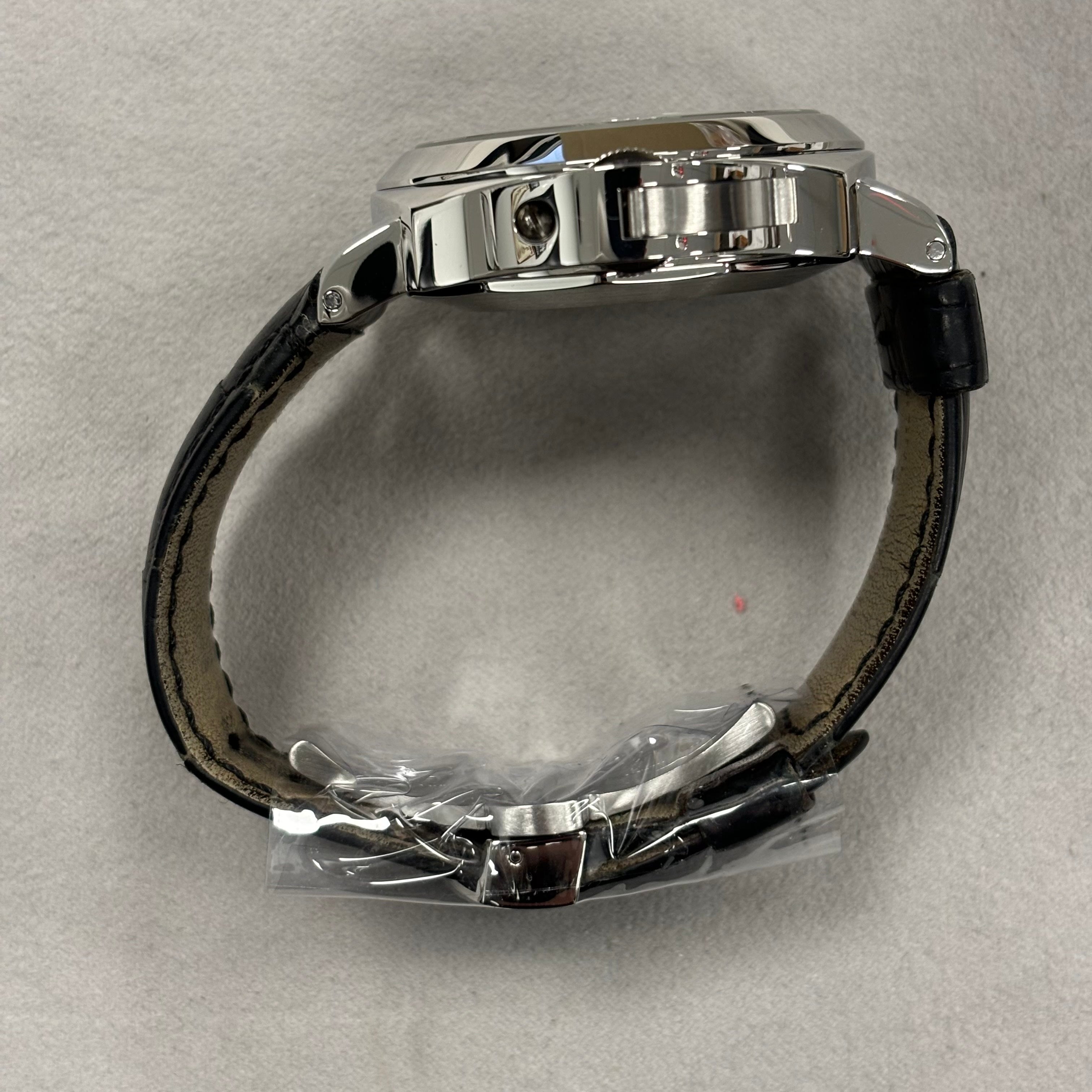 Panerai Luminor 44mm Black Dial Watch Ref# PAM00104 - Happy Jewelers Fine Jewelry Lifetime Warranty