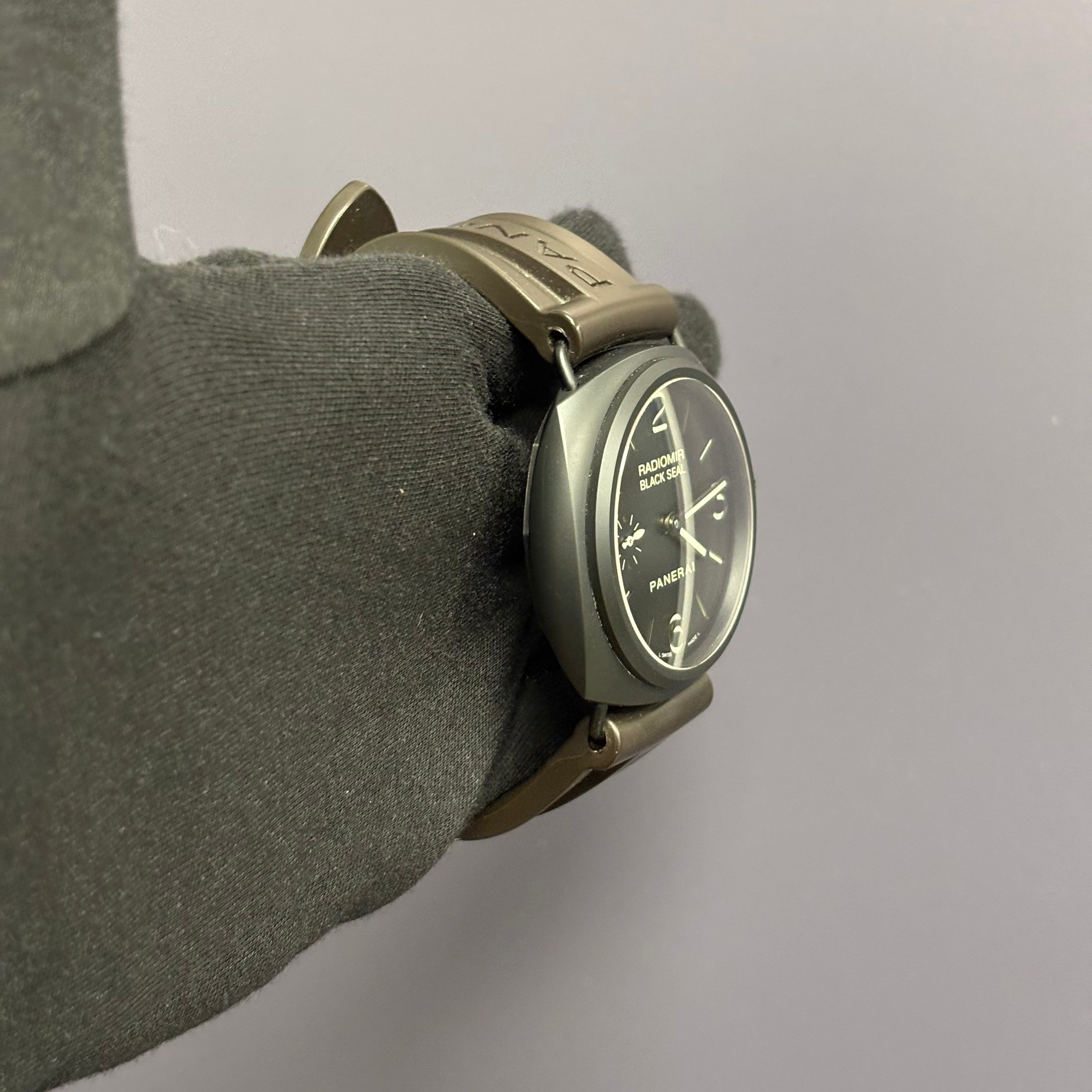 Panerai Radiomir 44mm Black Dial Watch Ref# PAM00292 - Happy Jewelers Fine Jewelry Lifetime Warranty