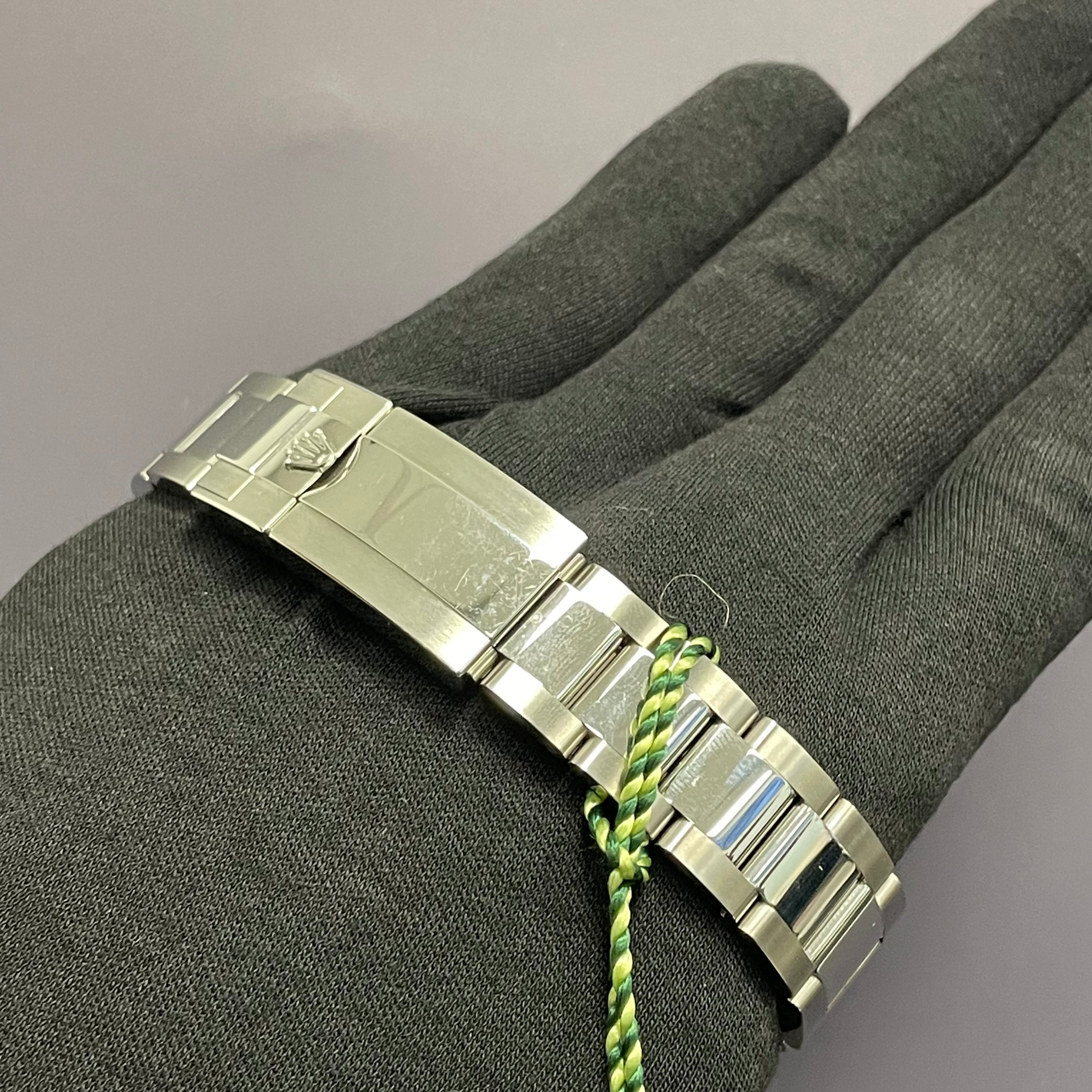 Rolex Yacht Master 40mm Rhodium Dial Watch Ref# 126622 - Happy Jewelers Fine Jewelry Lifetime Warranty