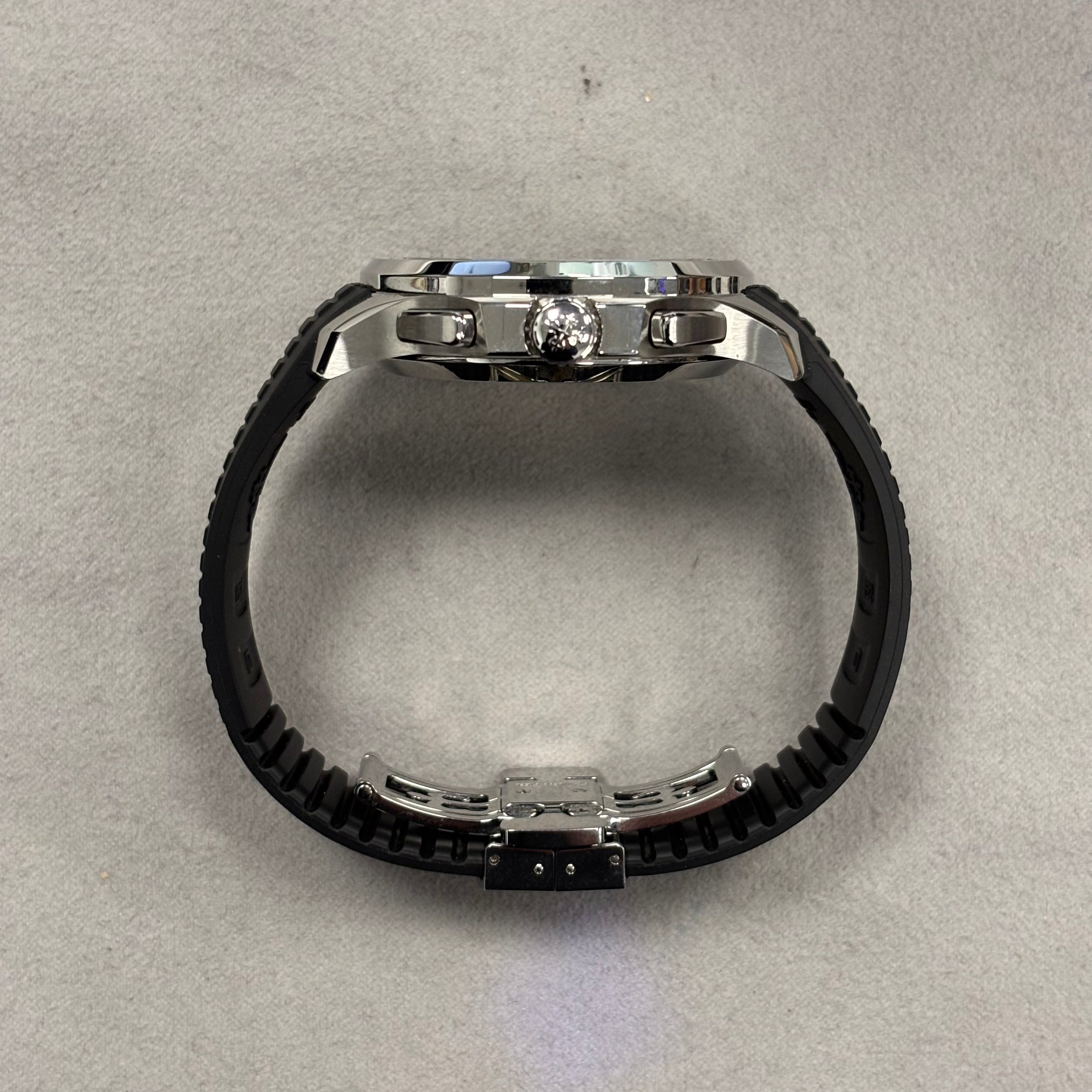 Patek Philippe Aquanaut 42mm Grey Dial Watch Ref# 5968A-001 - Happy Jewelers Fine Jewelry Lifetime Warranty