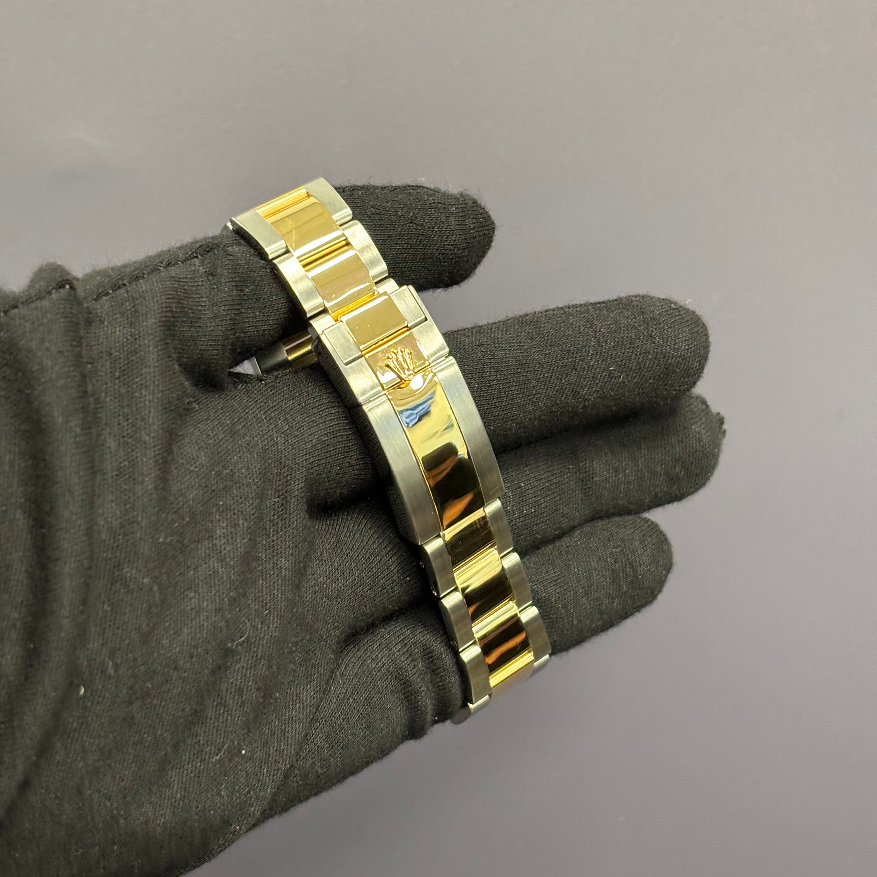 Rolex GMT-Master II 40mm Black Dial Watch Ref# 116713 - Happy Jewelers Fine Jewelry Lifetime Warranty