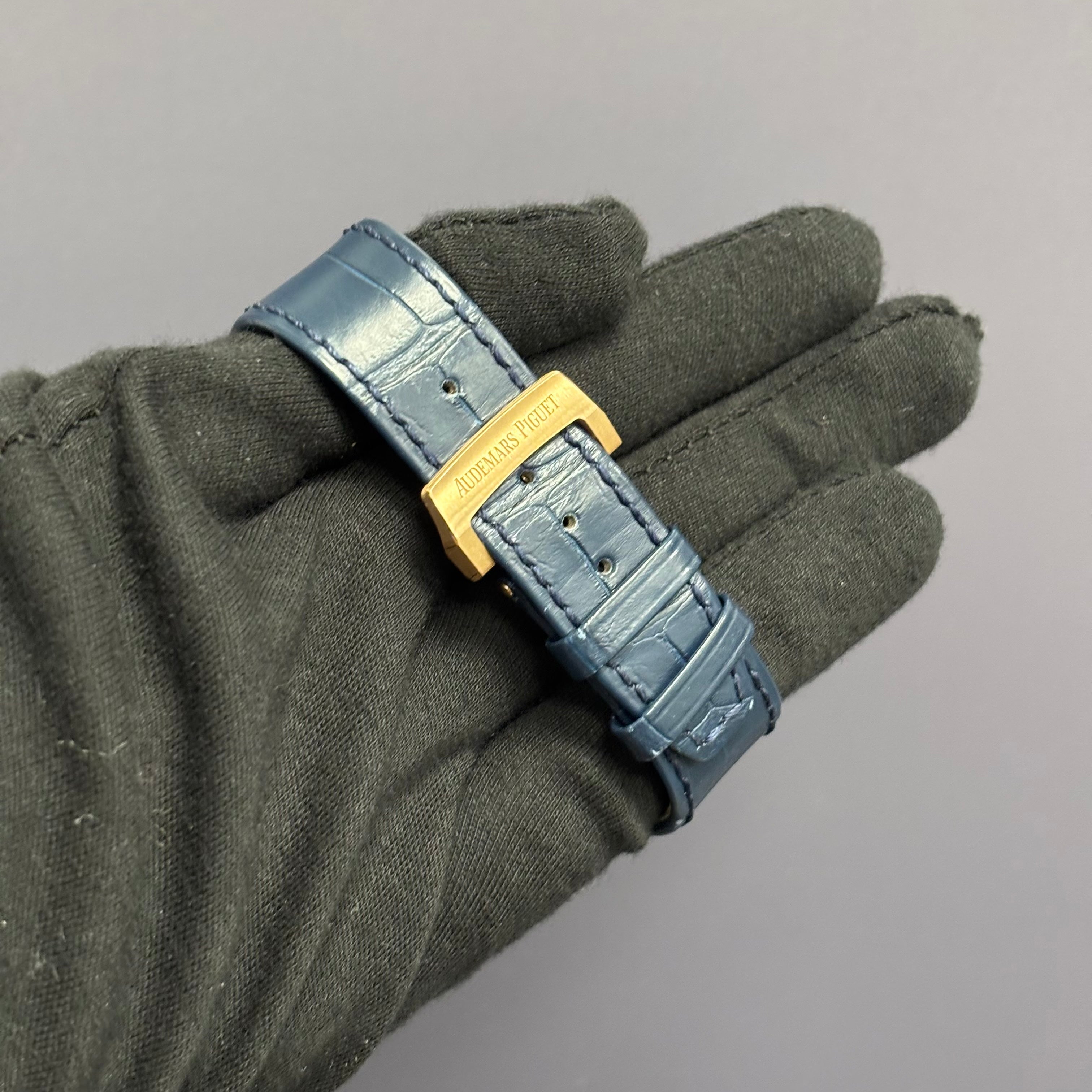 Audemars Piguet Royal Oak 41mm Blue Dial Watch Ref# 15510OR.OO.D315CR.01 - Happy Jewelers Fine Jewelry Lifetime Warranty