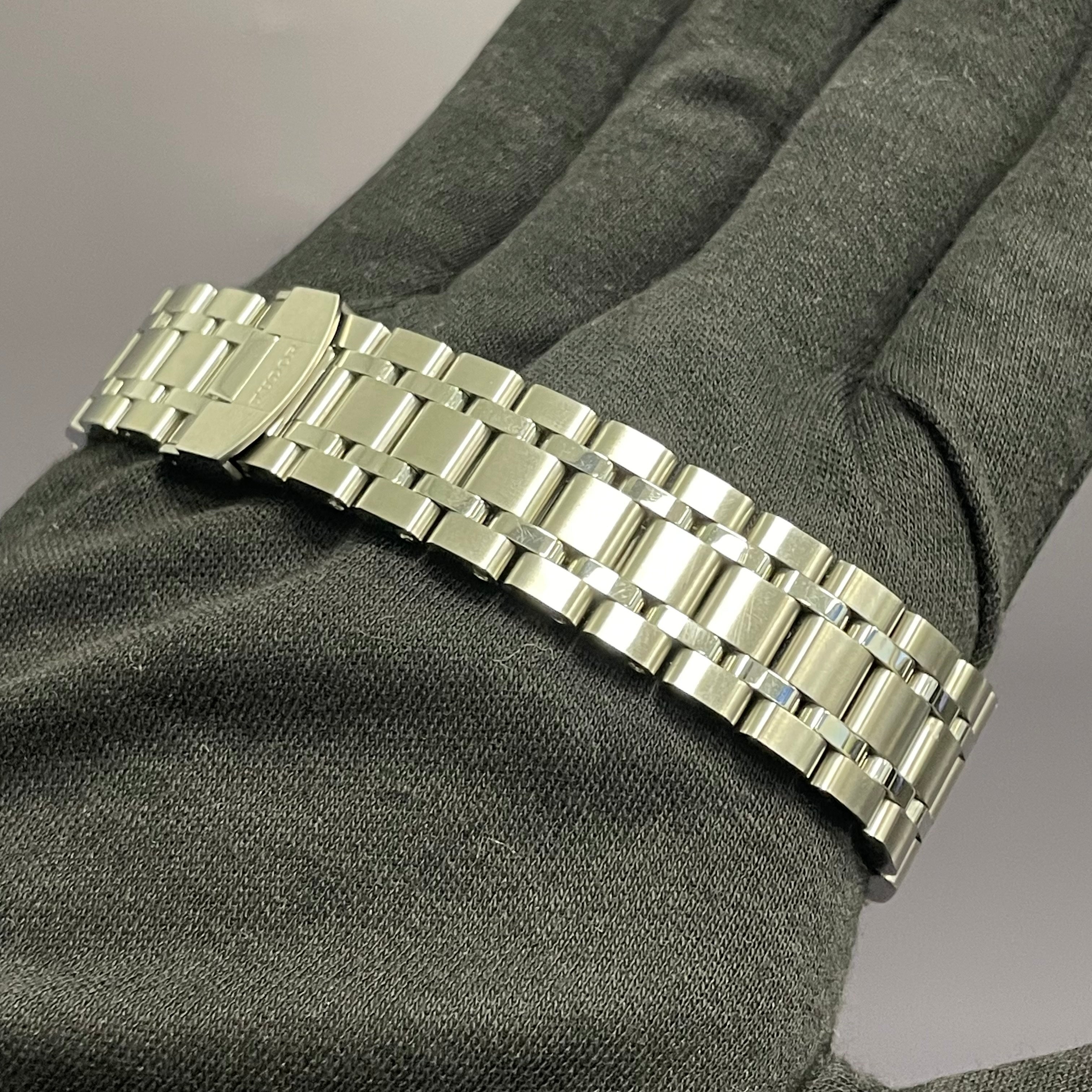 Tudor Royal 38mm Stainless Steel Blue Dial Watch Ref# 28500 - Happy Jewelers Fine Jewelry Lifetime Warranty