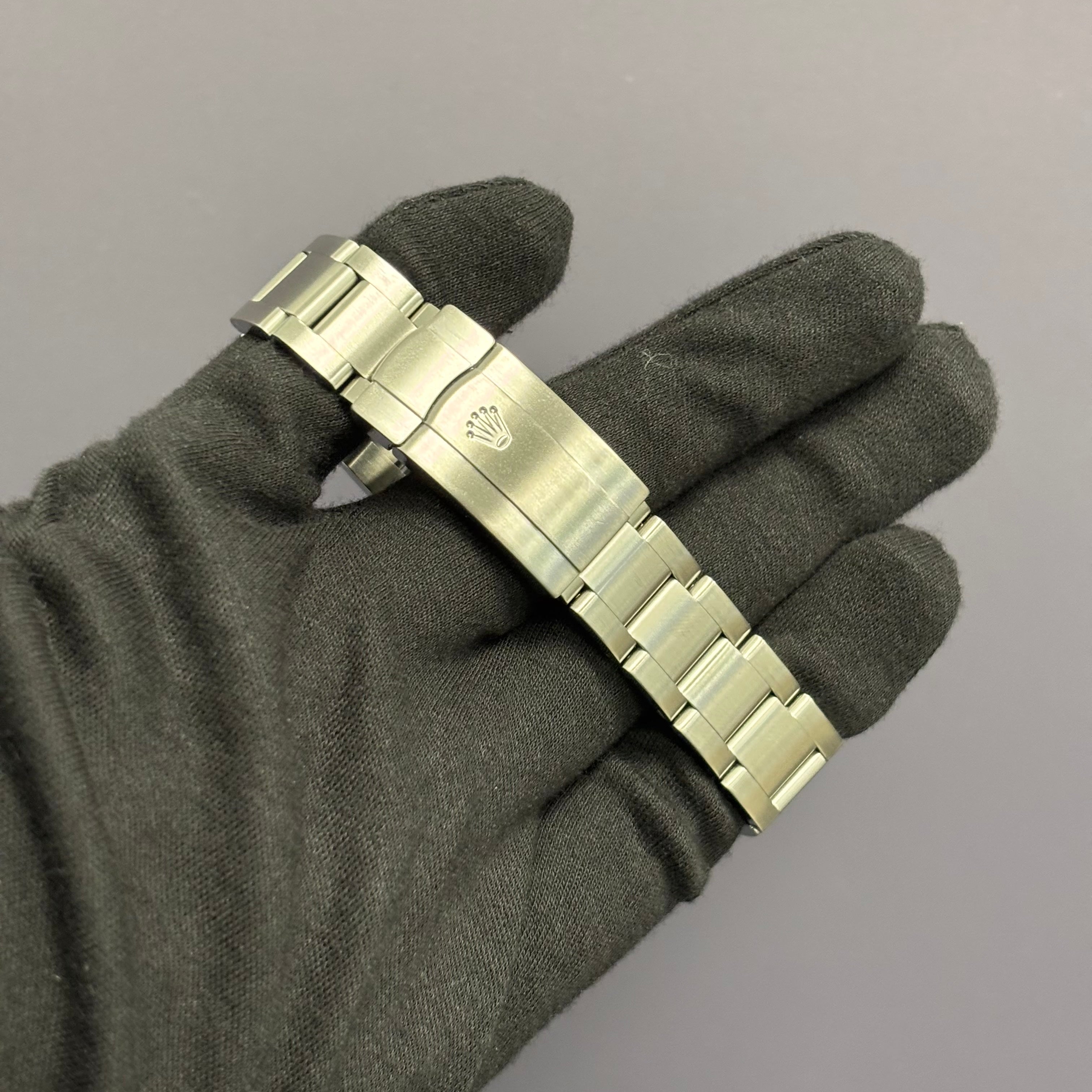 Rolex Oyster Perpetual 34mm Blue Dial Watch Ref# 114200 - Happy Jewelers Fine Jewelry Lifetime Warranty