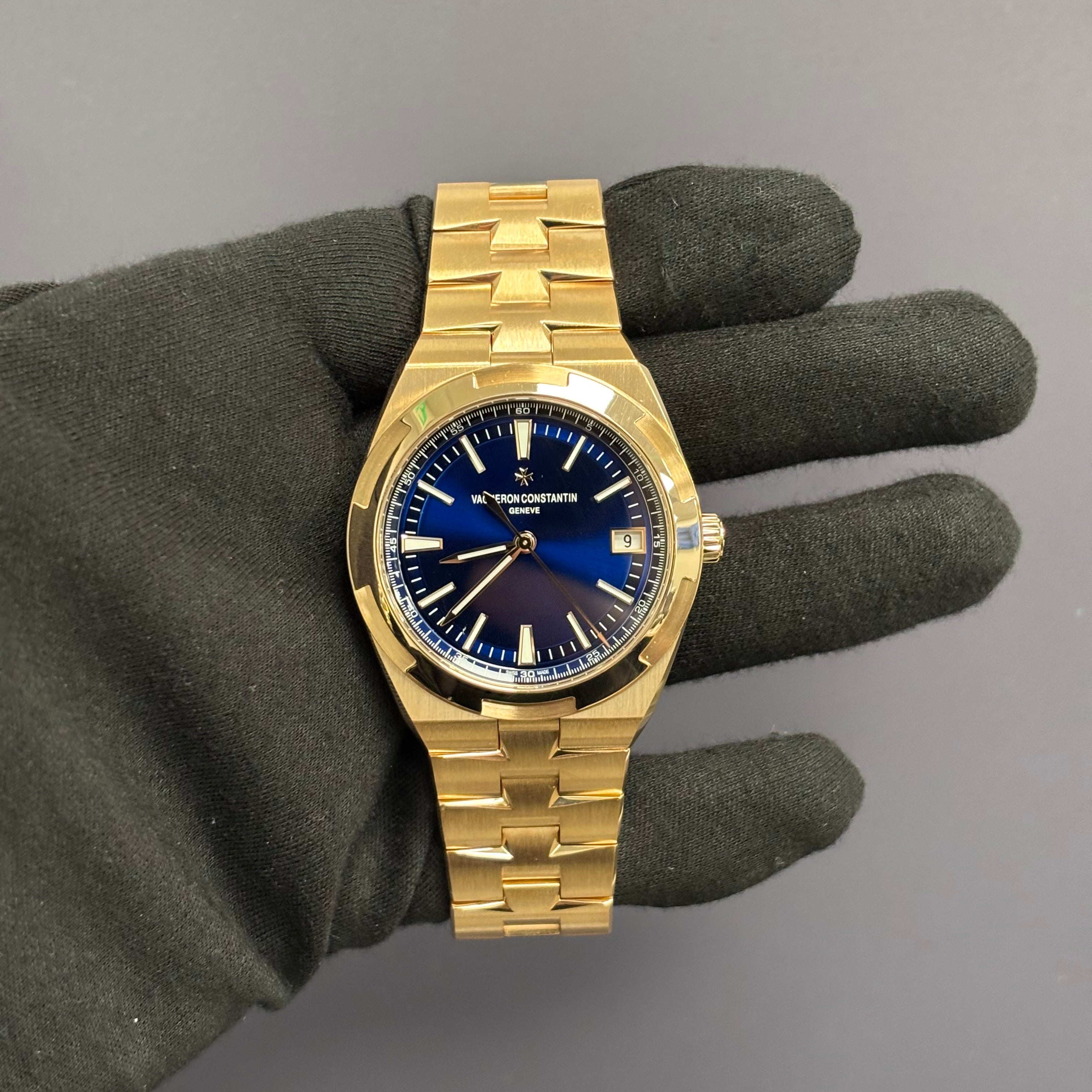 Vacheron Constantin Overseas 41mm Blue Dial Watch Ref# 4500V/110R-B705 - Happy Jewelers Fine Jewelry Lifetime Warranty