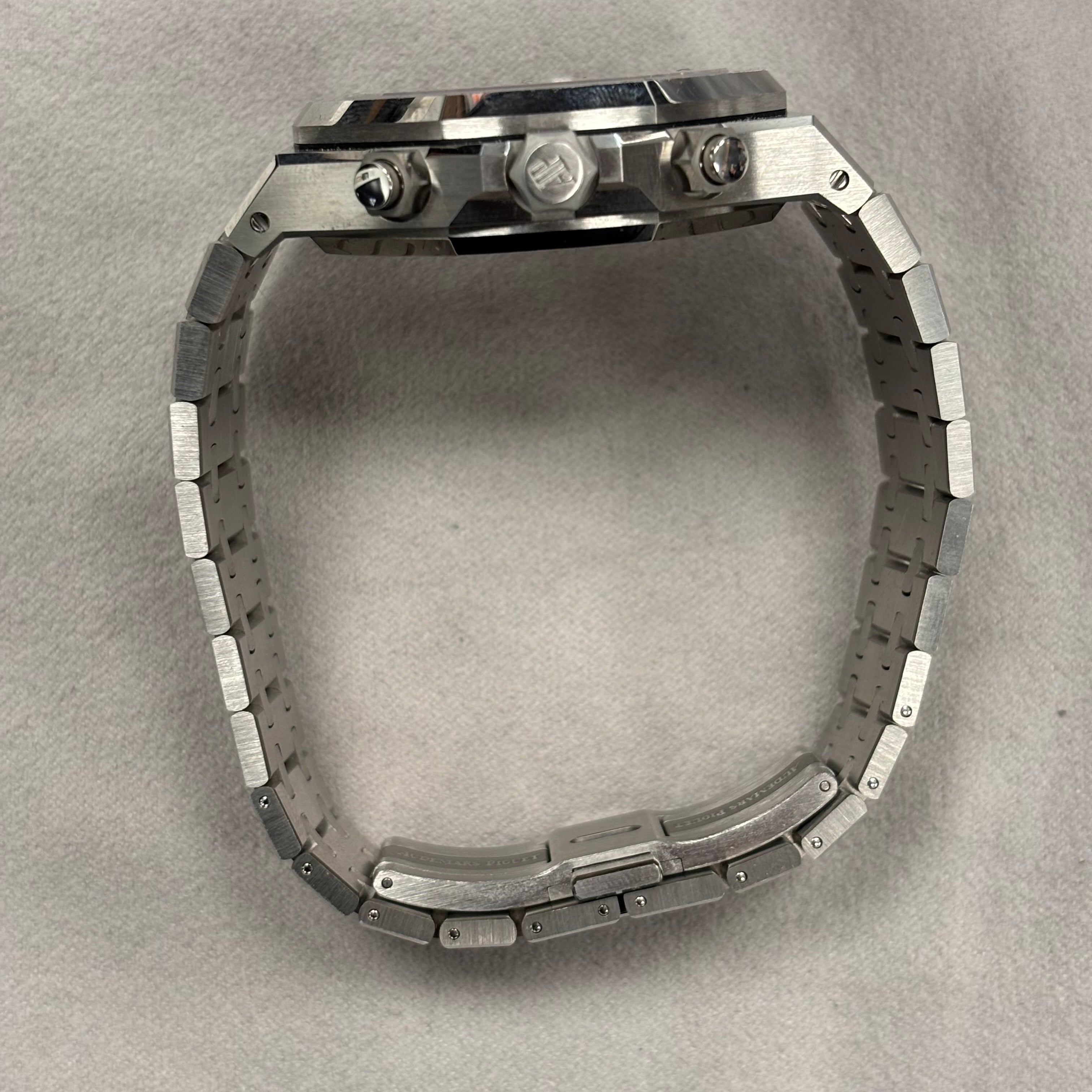 Audemars Piguet Royal Oak 41mm Green Dial Watch Ref# 26240ST.OO.1320ST.08 - Happy Jewelers Fine Jewelry Lifetime Warranty