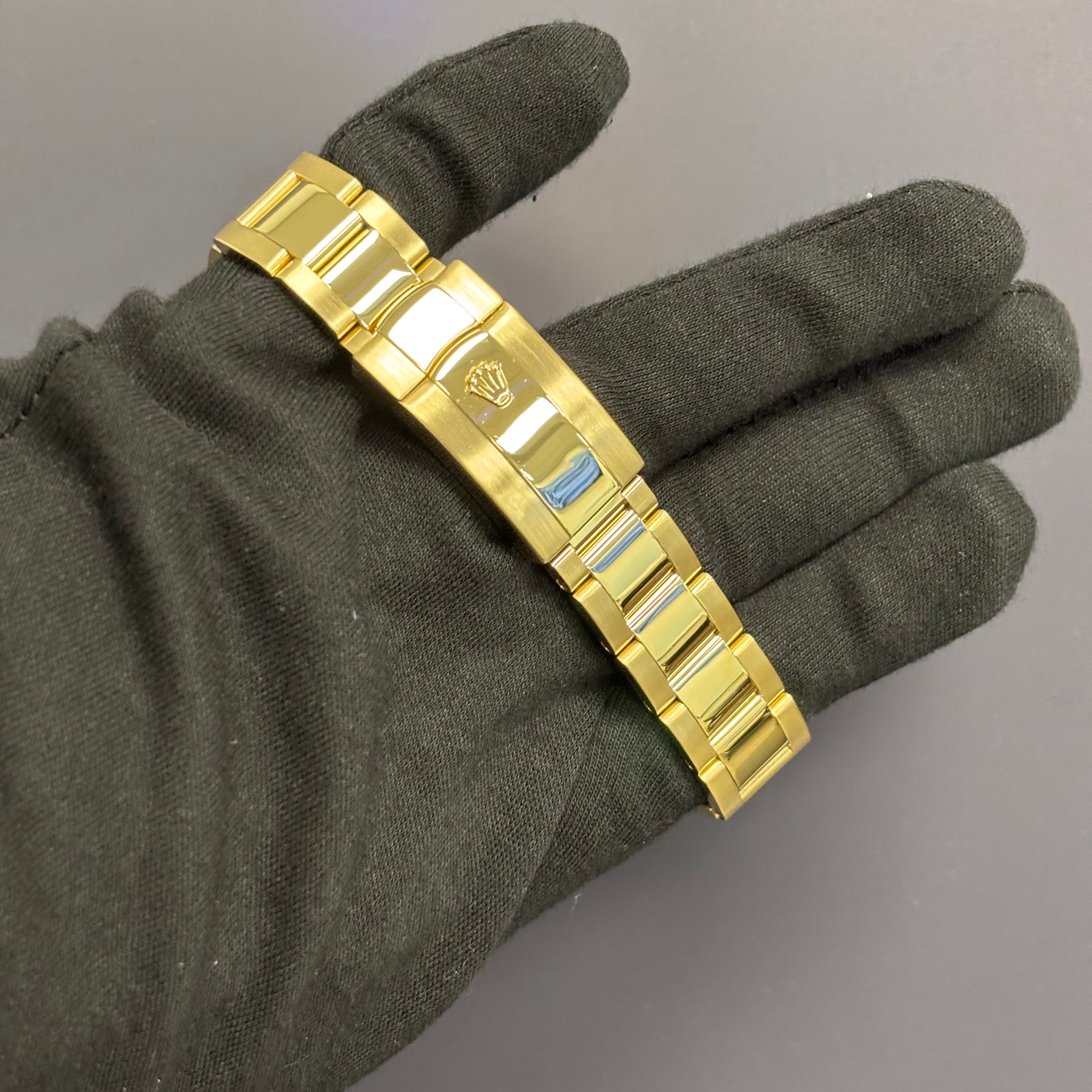 Rolex Sky-Dweller 42mm Silver Dial Watch Ref# 326938 - Happy Jewelers Fine Jewelry Lifetime Warranty