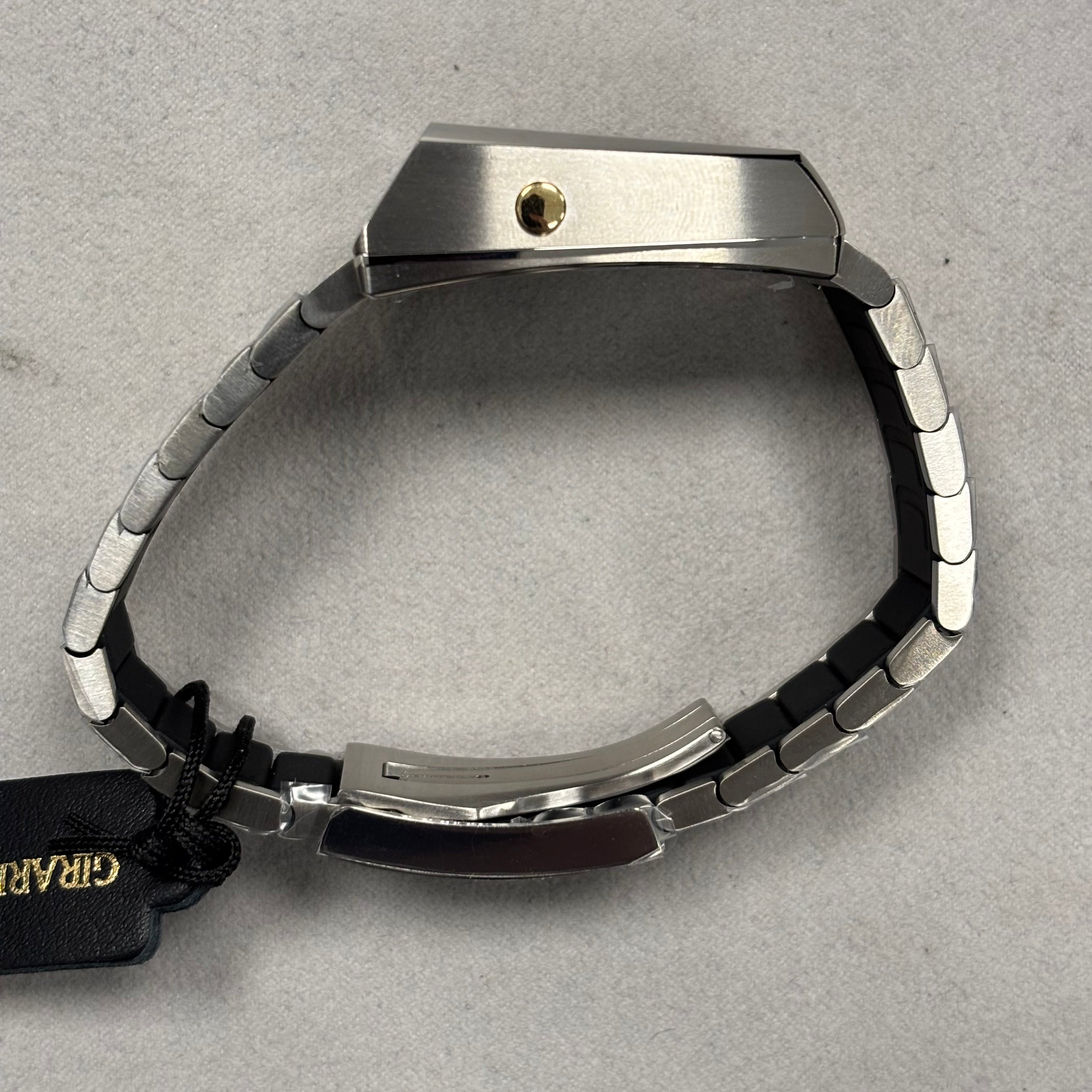 Girard Perregaux Casquette 33.6mm Digital Dial Watch Ref# 39800-21-3199-6CM - Happy Jewelers Fine Jewelry Lifetime Warranty