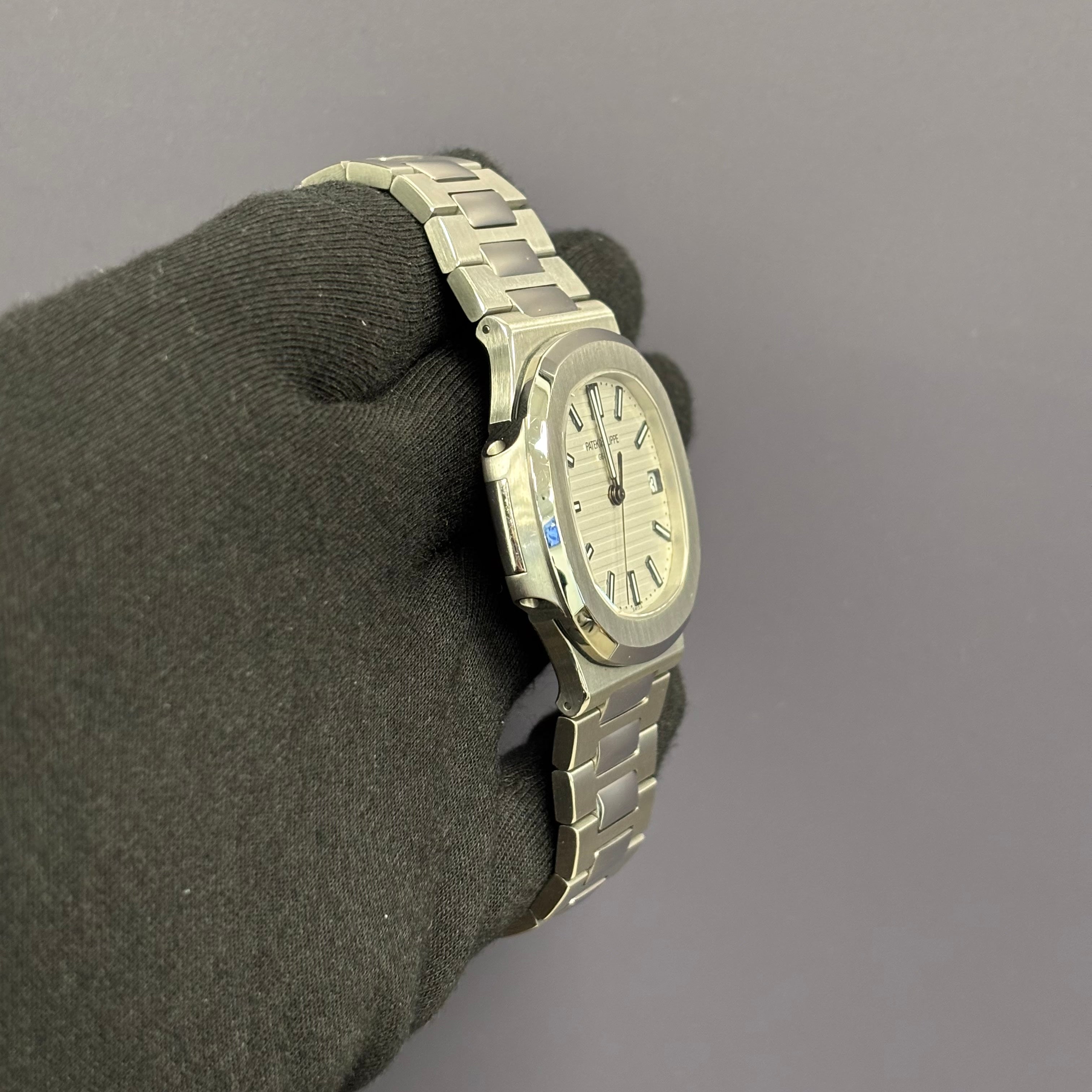 Patek Philippe Nautilus 40mm White Dial Watch Ref# 5711/1A-011 - Happy Jewelers Fine Jewelry Lifetime Warranty