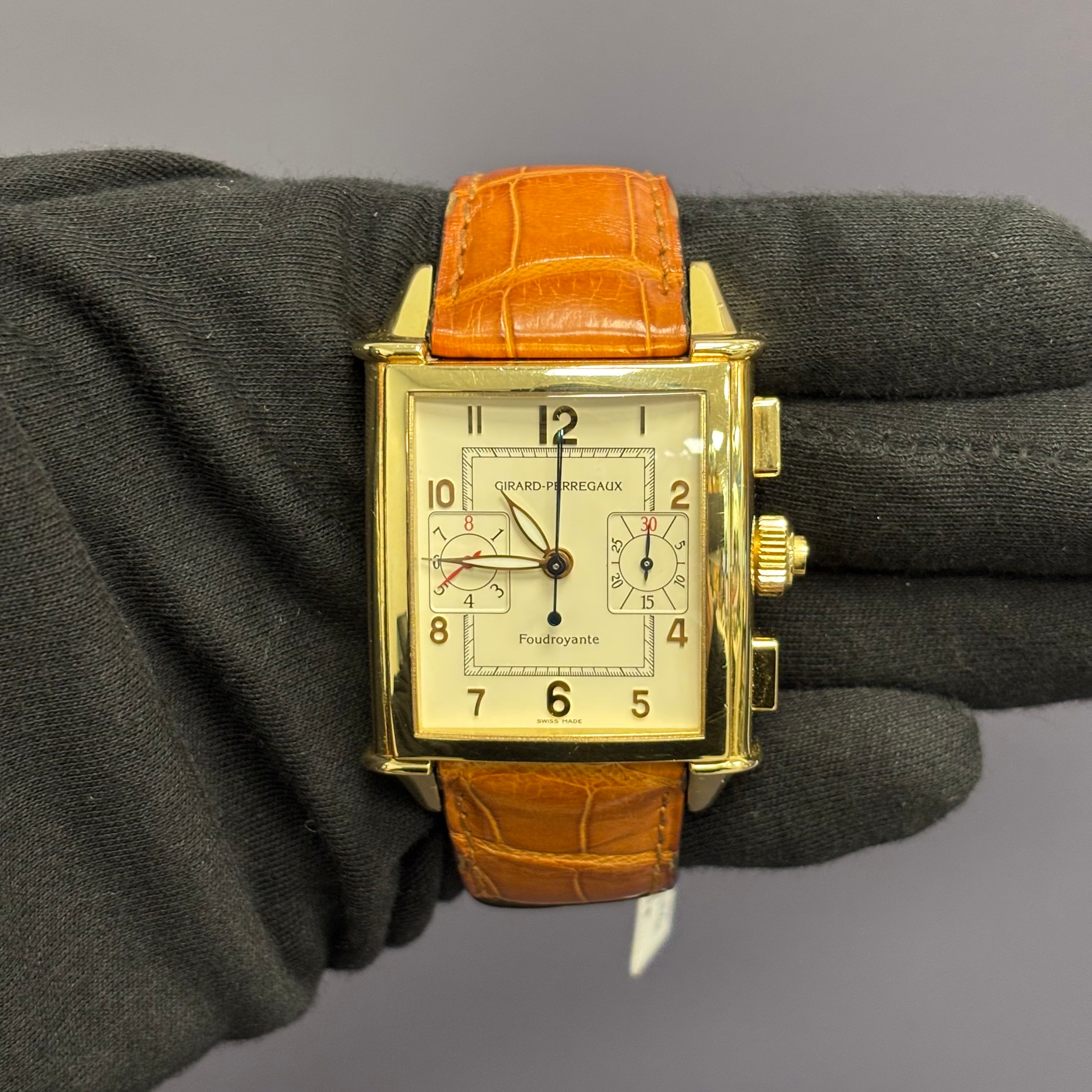 Girard Perregaux Vintage 44mm White Dial Watch Ref# 9021 - Happy Jewelers Fine Jewelry Lifetime Warranty