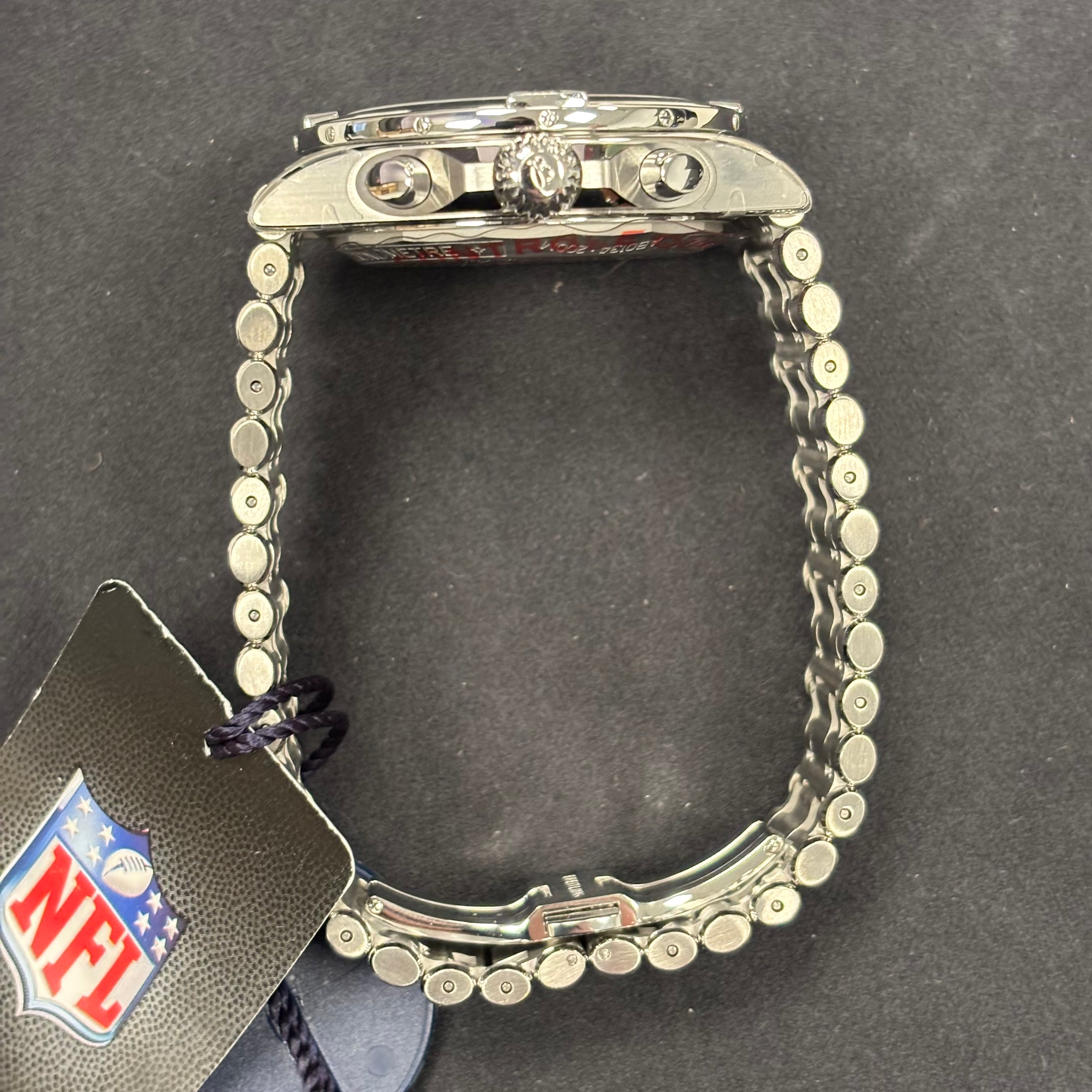 Breitling Chronomat 42mm Red Dial Watch Ref# AB0134 - Happy Jewelers Fine Jewelry Lifetime Warranty